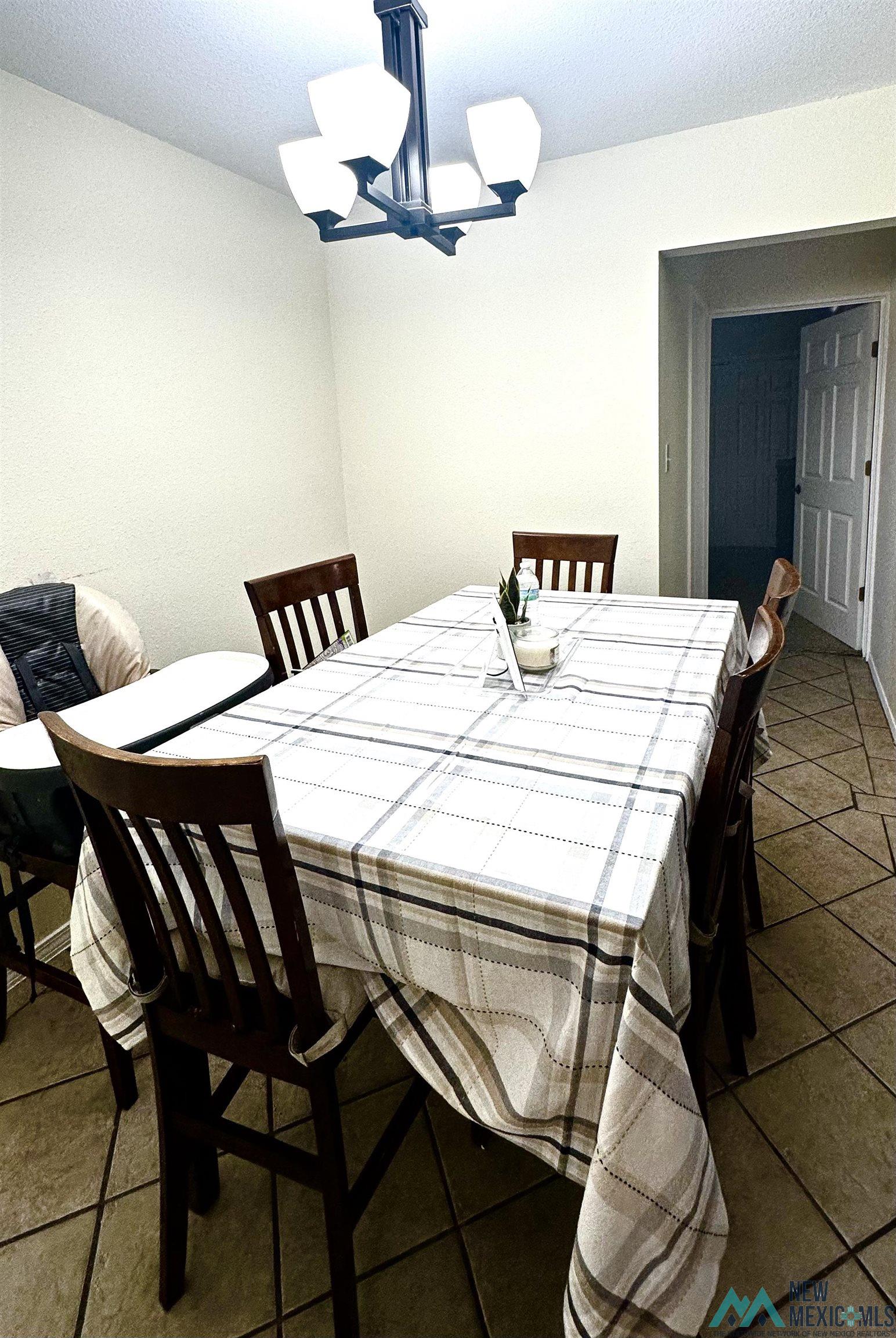 2110 W Bullock Avenue, Artesia, Texas image 9