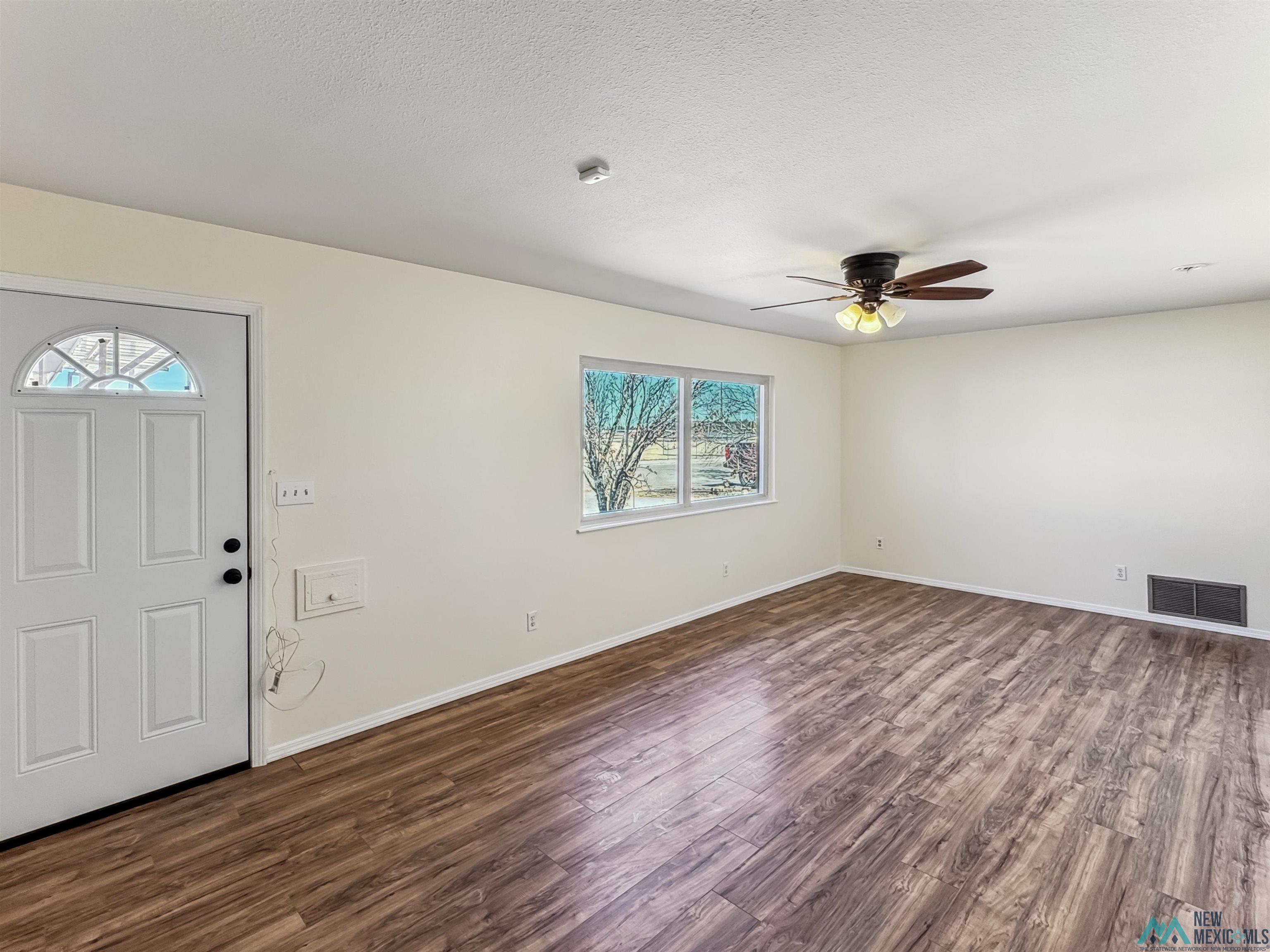 1409 W Cannon Avenue, Artesia, New Mexico image 5