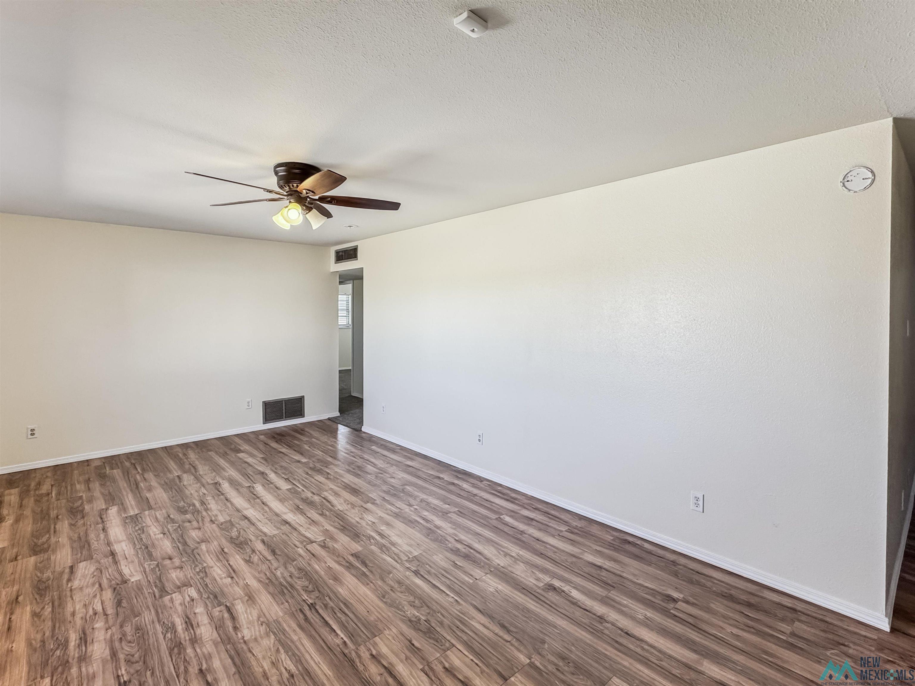 1409 W Cannon Avenue, Artesia, New Mexico image 4