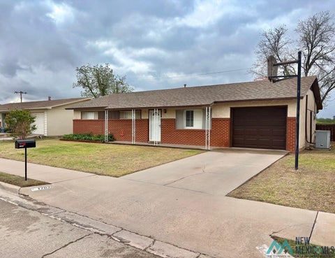 Homes For Sale - 1703 W Jacobs Avenue<br/> Artesia, NM 88210