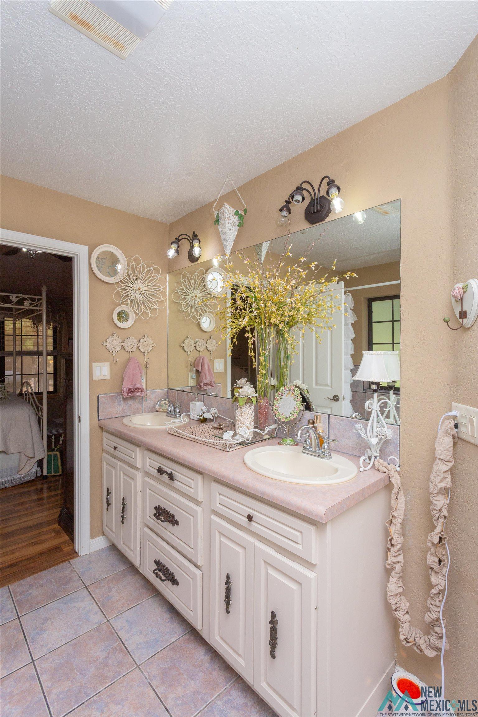 Alto, New Mexico 88312, United States, 3 Bedrooms Bedrooms, ,3 BathroomsBathrooms,Residential,Active,232361