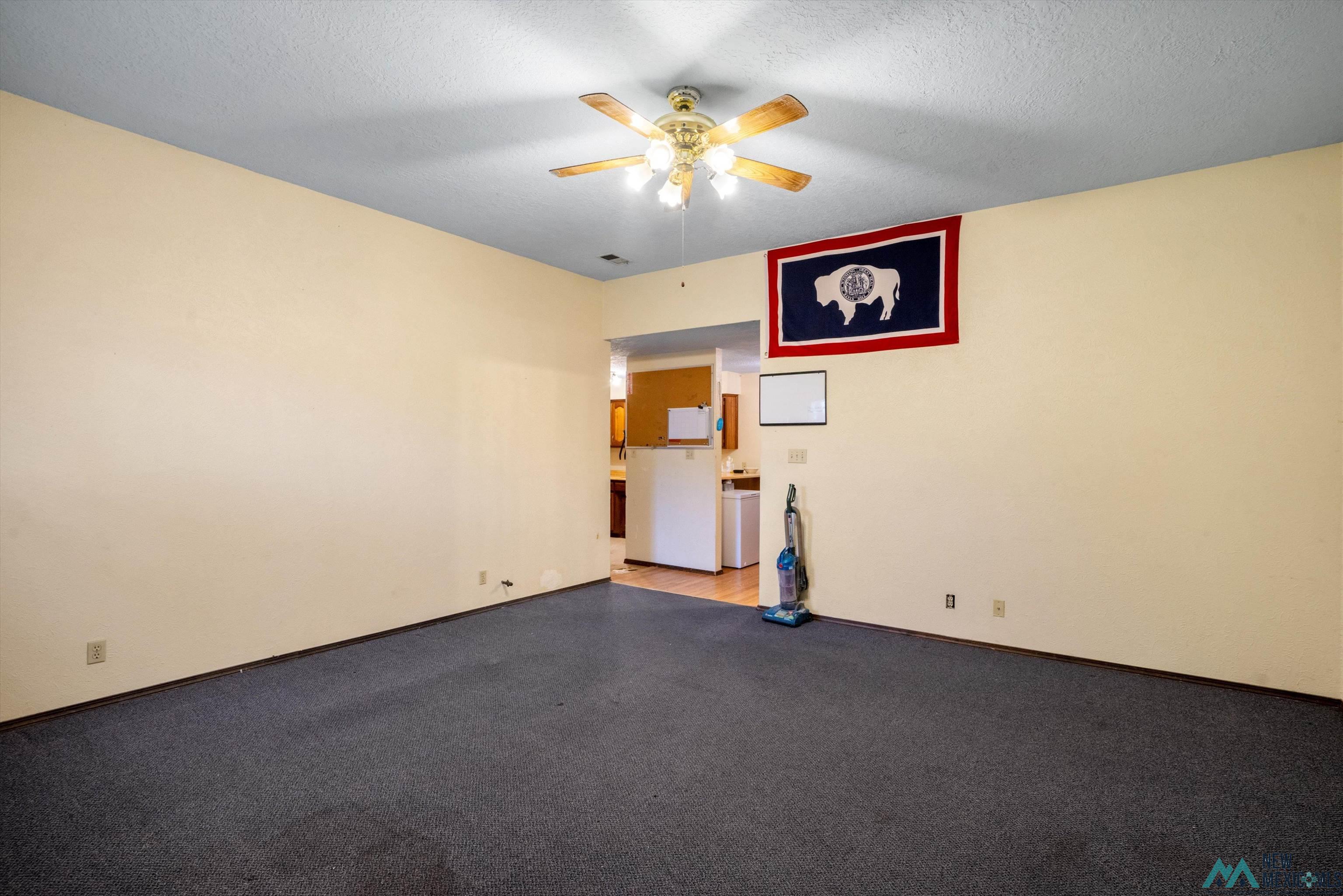 400 Bell Circle, Albuquerque, Texas image 5