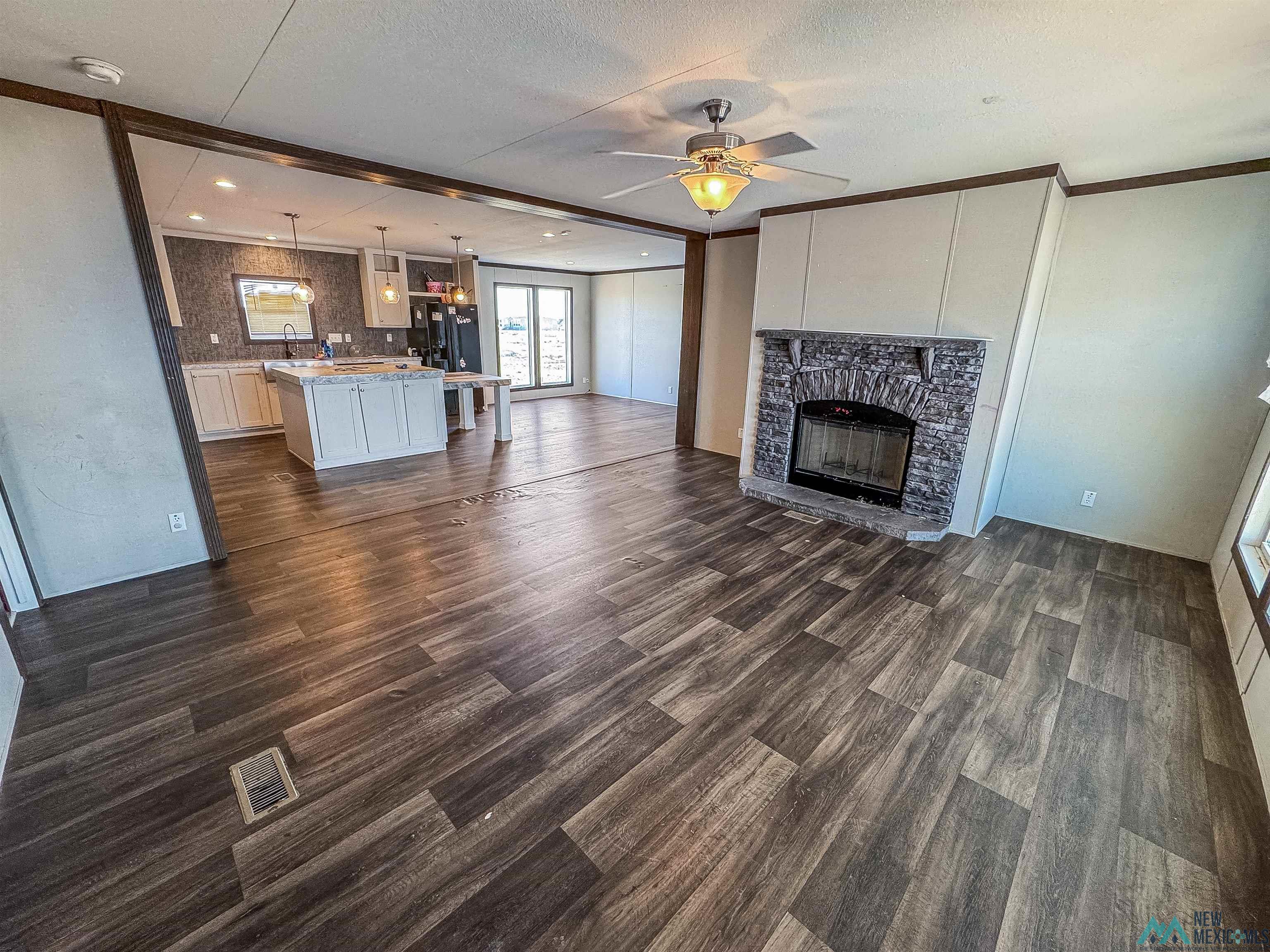 4021 Spur Street, Hobbs, Texas image 2