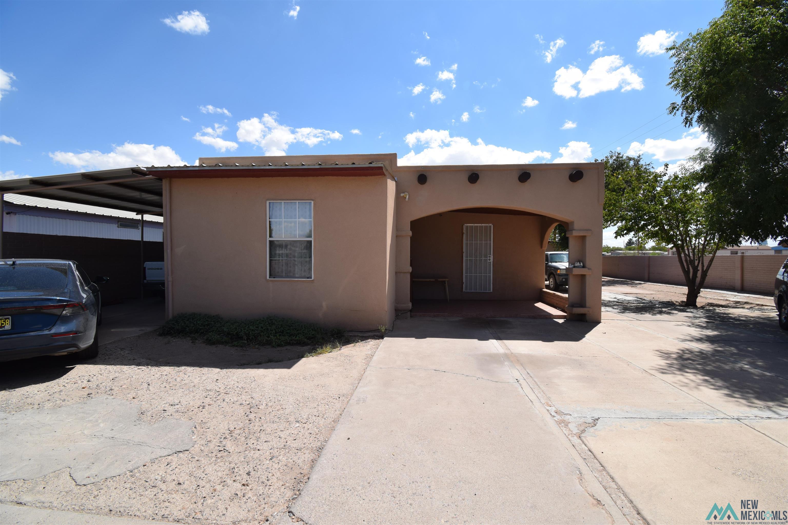 719 N Zinc St, Deming, Texas image 3