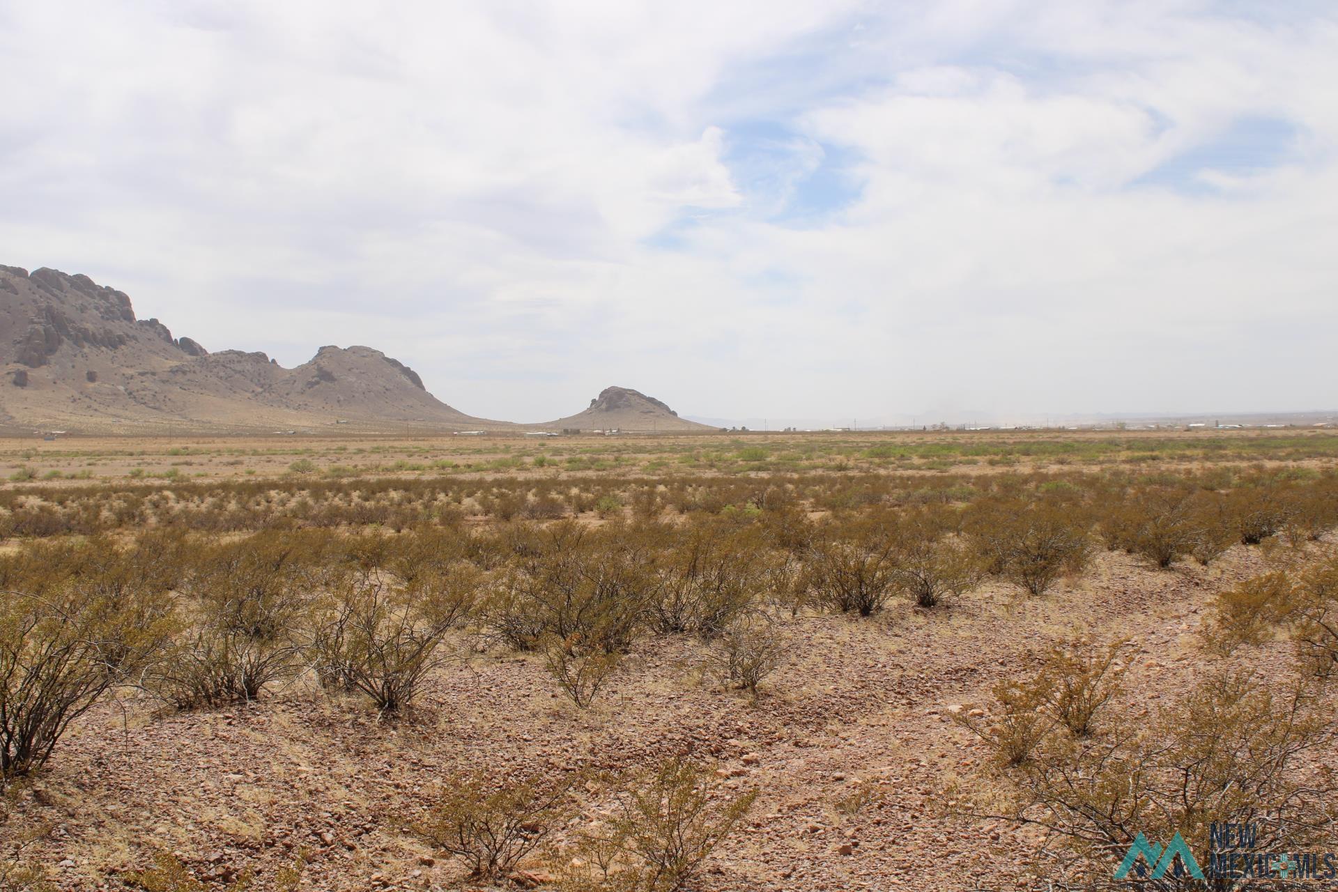 Wagon Wheel Rd Se, Deming, New Mexico image 2