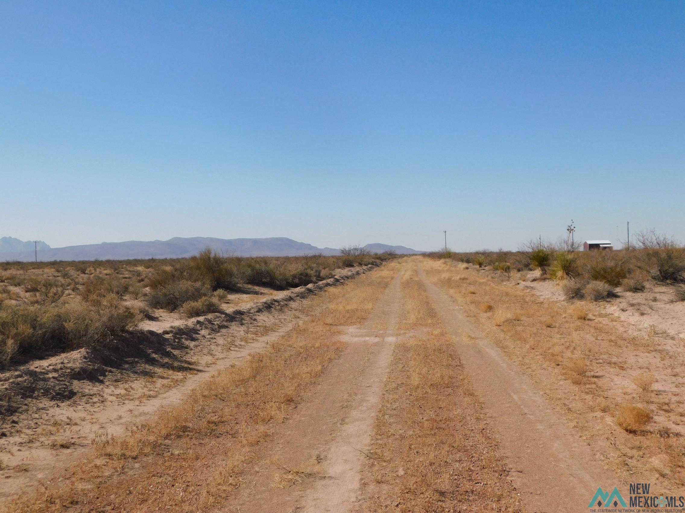 Xxxx Camilon Rd Se, Deming, Texas image 7