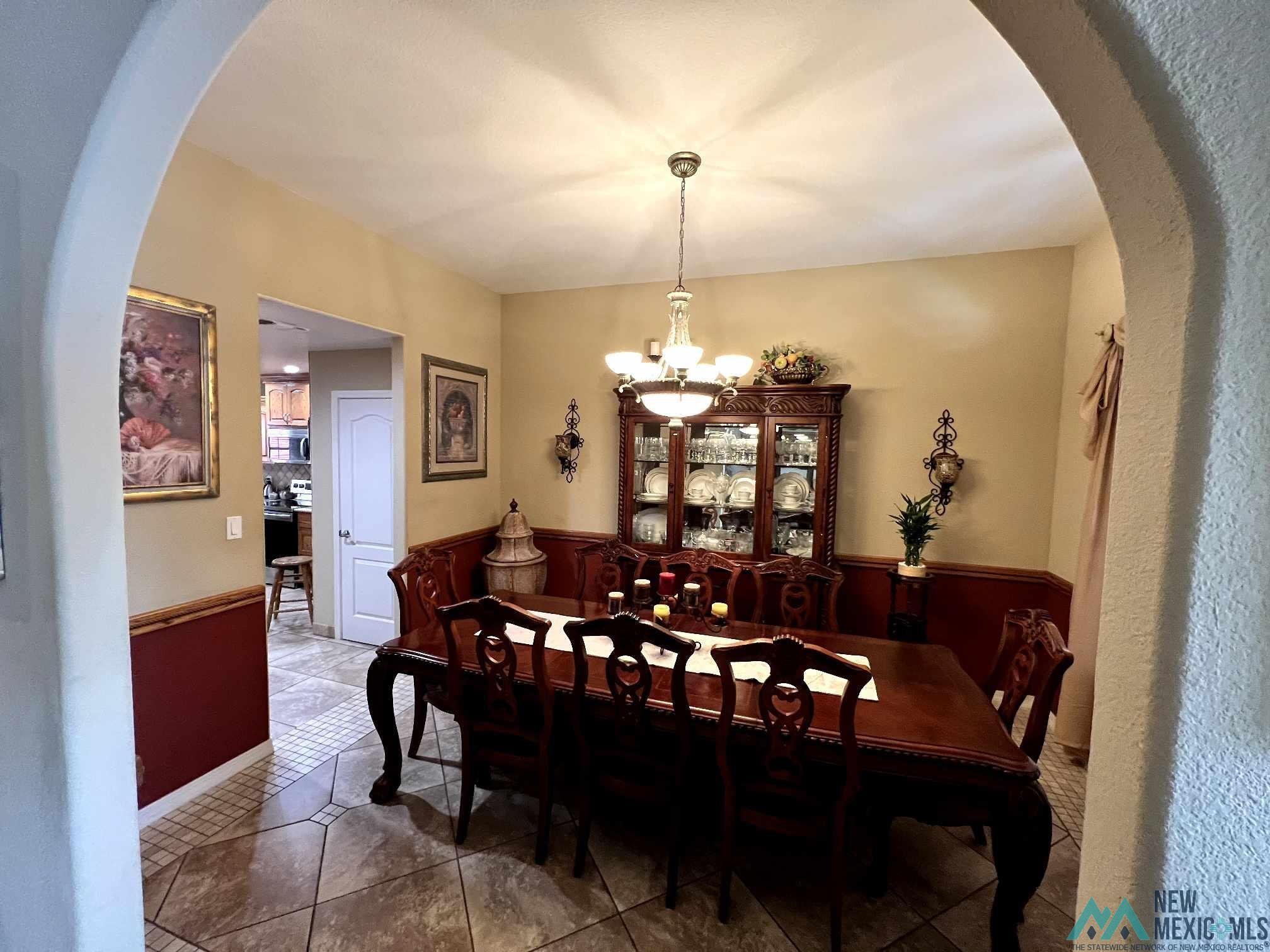 803 Barnett Dr, Roswell, Texas image 2