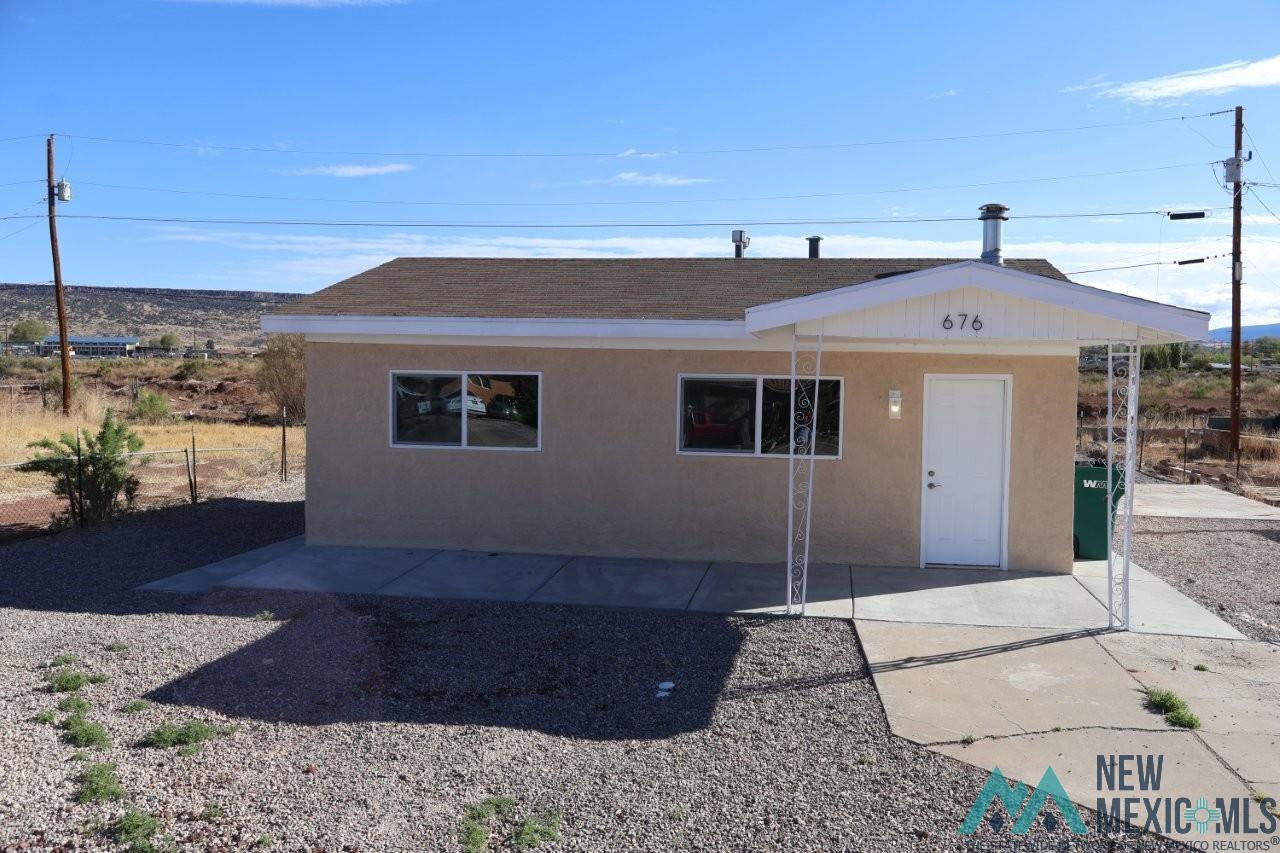 676 E Sargent Street, Grants, New Mexico image 1