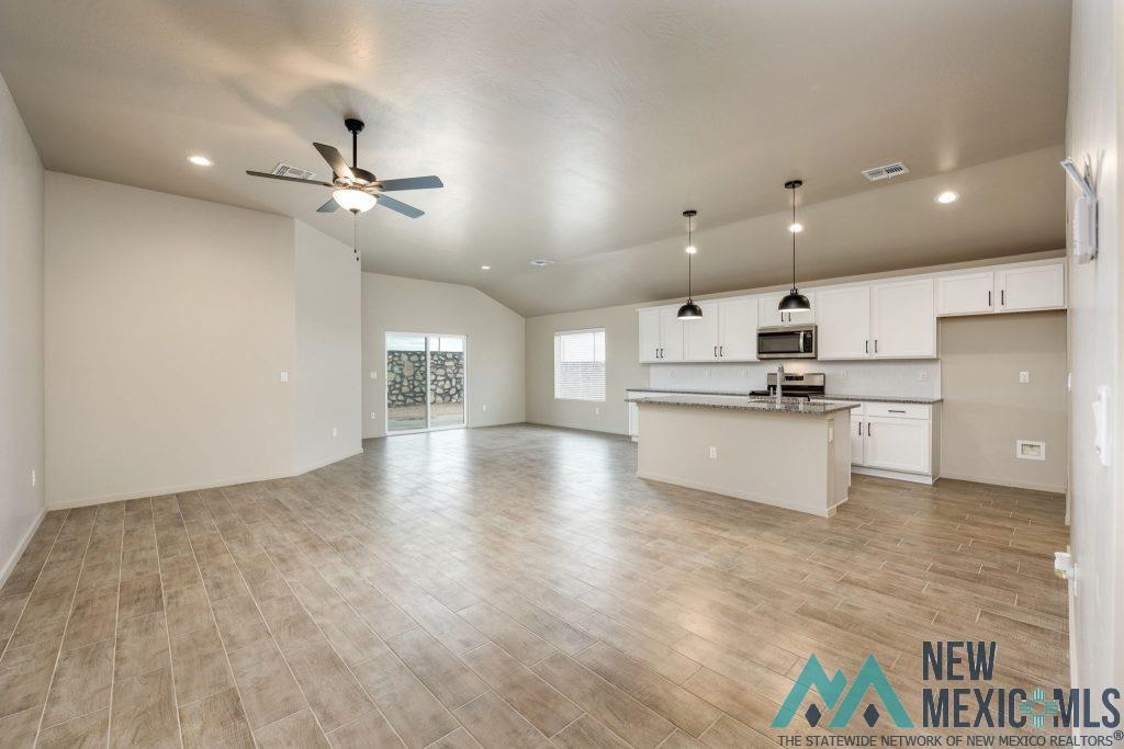 5 Twin Berry Court, Roswell, New Mexico image 3