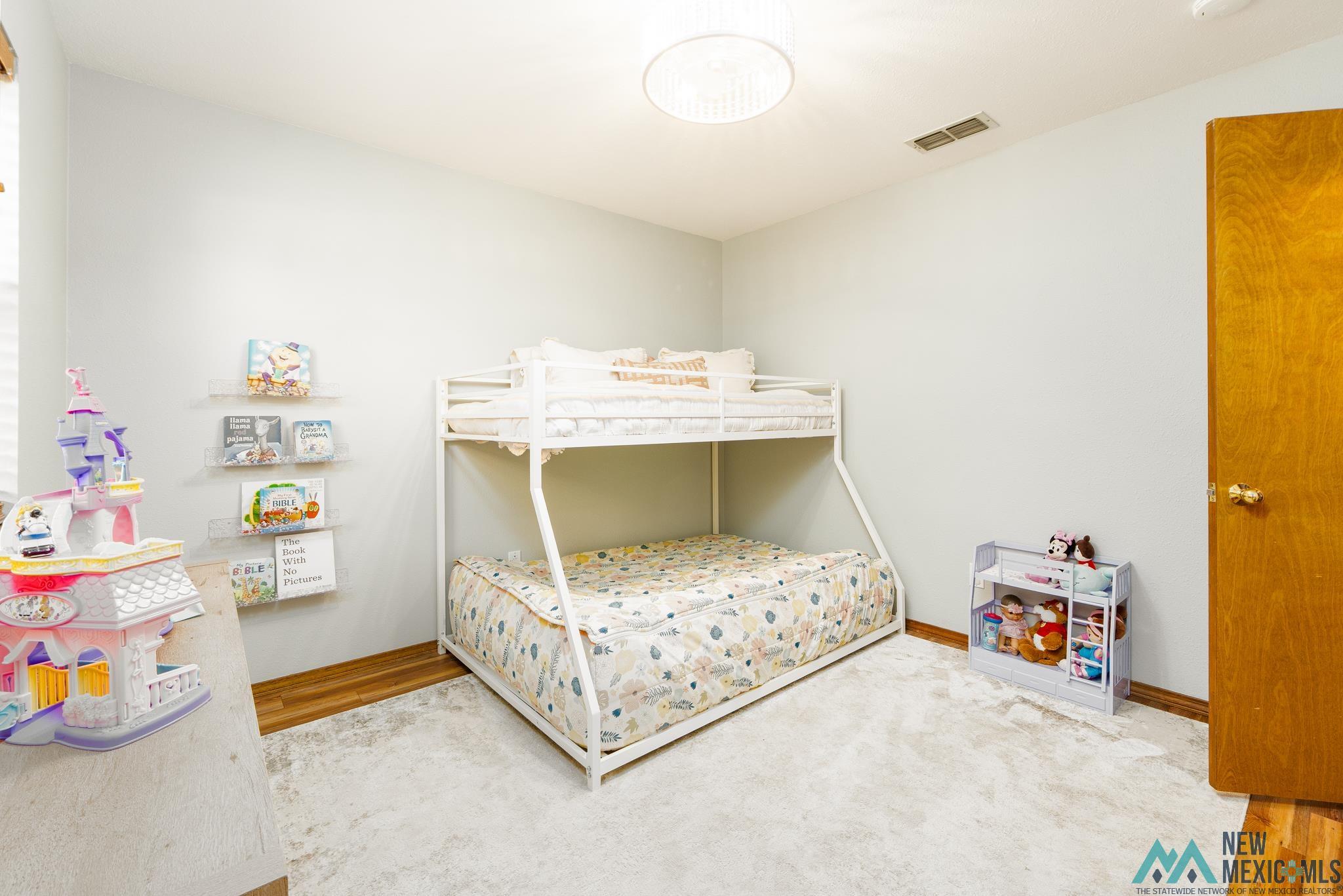 Clovis, New Mexico 88101, United States, 3 Bedrooms Bedrooms, ,2 BathroomsBathrooms,Residential,Active,205101