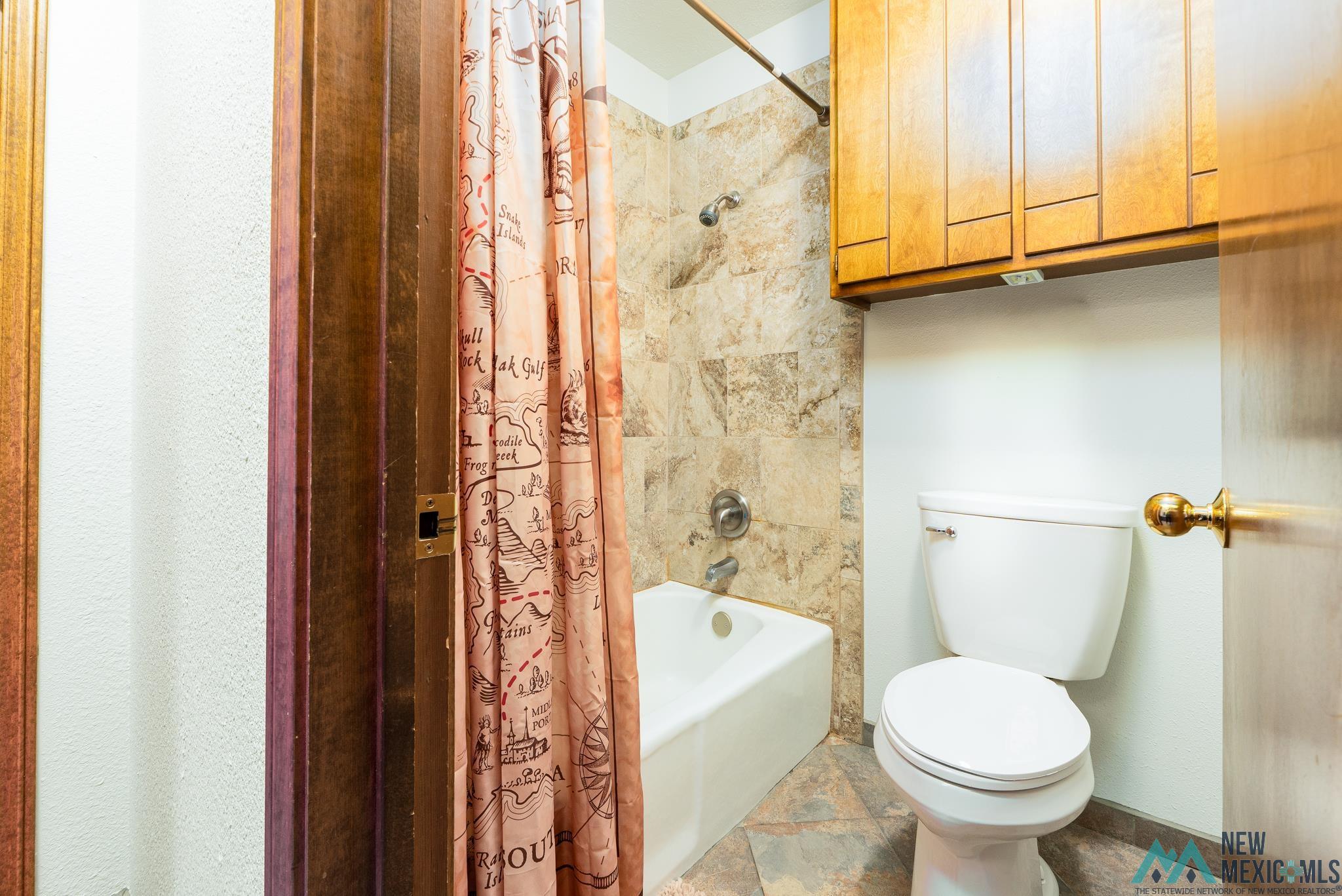 Clovis, New Mexico 88101, United States, 3 Bedrooms Bedrooms, ,2 BathroomsBathrooms,Residential,Active,205101