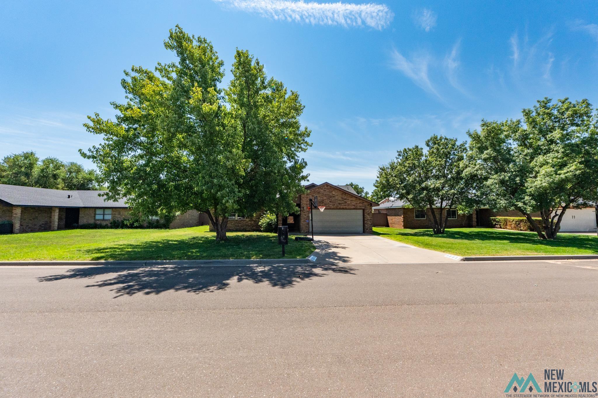 Clovis, New Mexico 88101, United States, 3 Bedrooms Bedrooms, ,2 BathroomsBathrooms,Residential,Active,205101