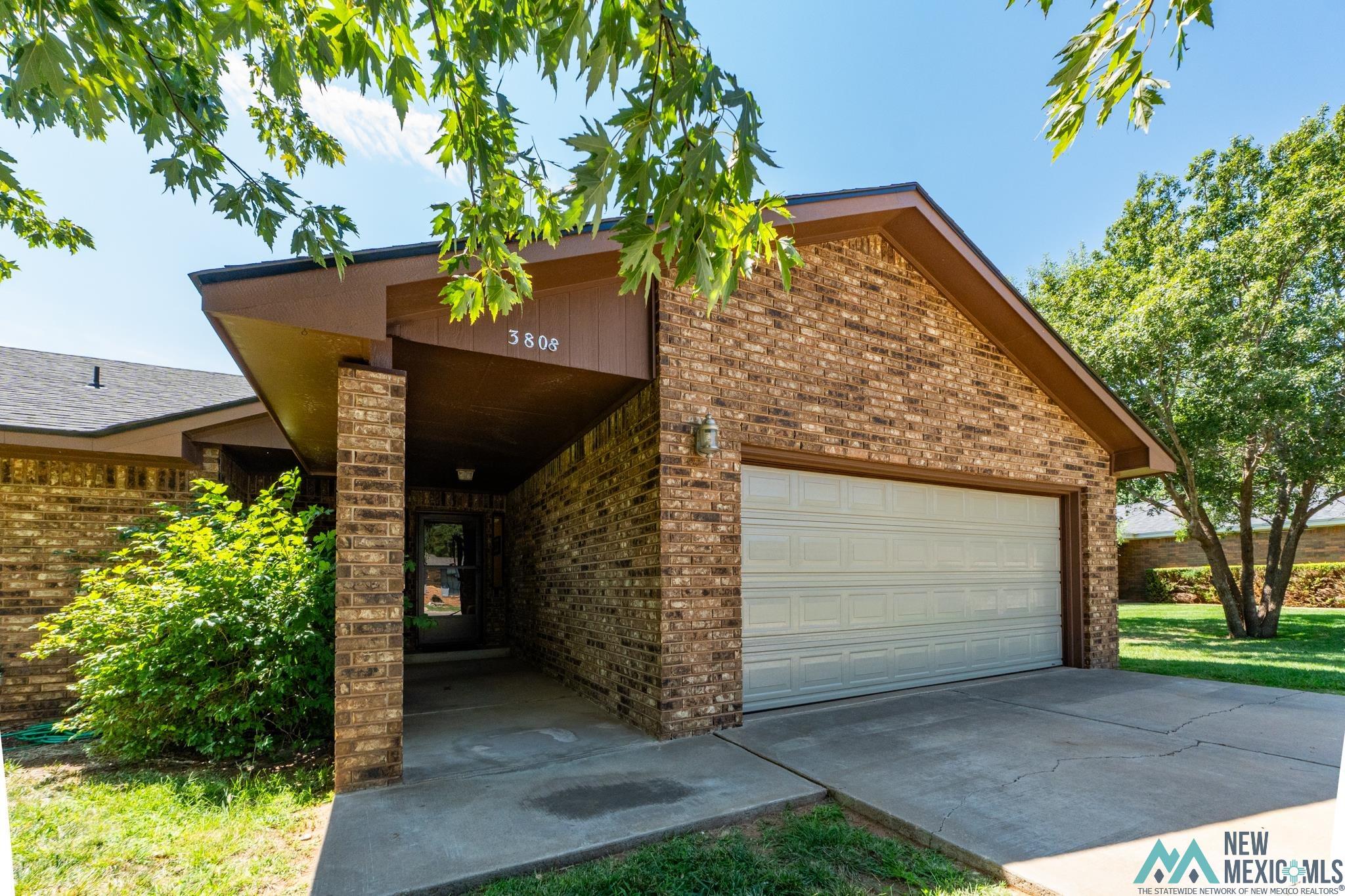 Clovis, New Mexico 88101, United States, 3 Bedrooms Bedrooms, ,2 BathroomsBathrooms,Residential,Active,205101