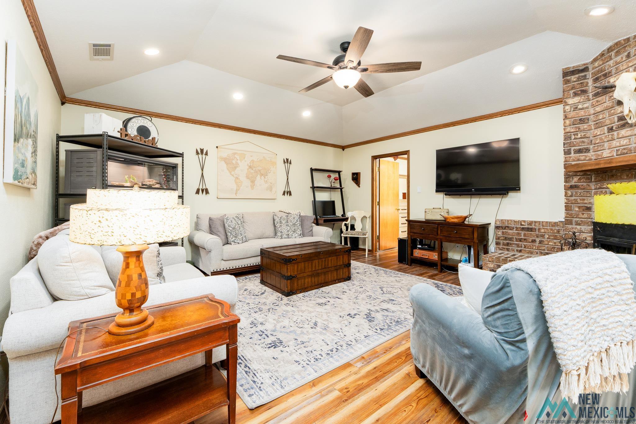 Clovis, New Mexico 88101, United States, 3 Bedrooms Bedrooms, ,2 BathroomsBathrooms,Residential,Active,205101