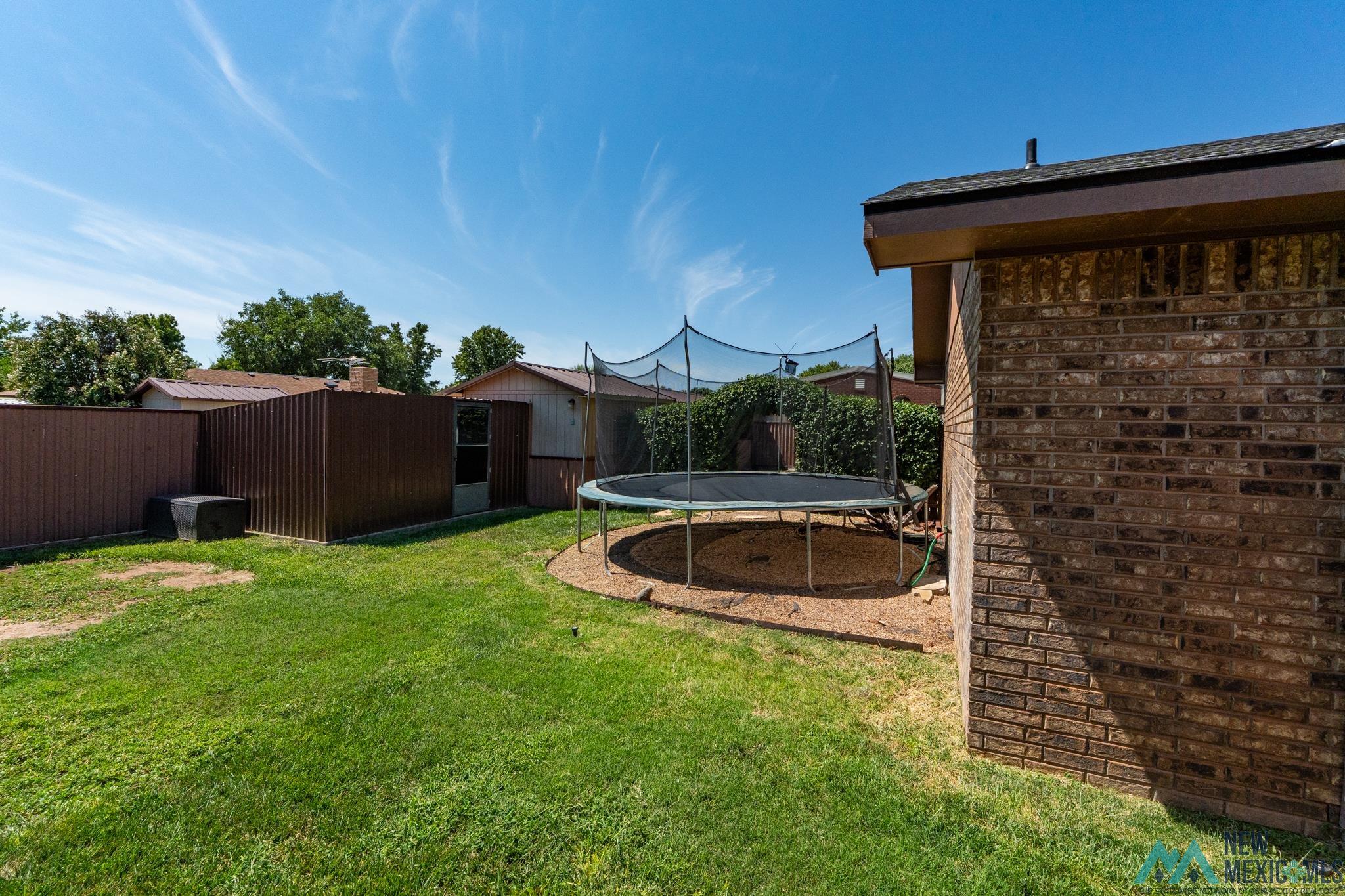 Clovis, New Mexico 88101, United States, 3 Bedrooms Bedrooms, ,2 BathroomsBathrooms,Residential,Active,205101