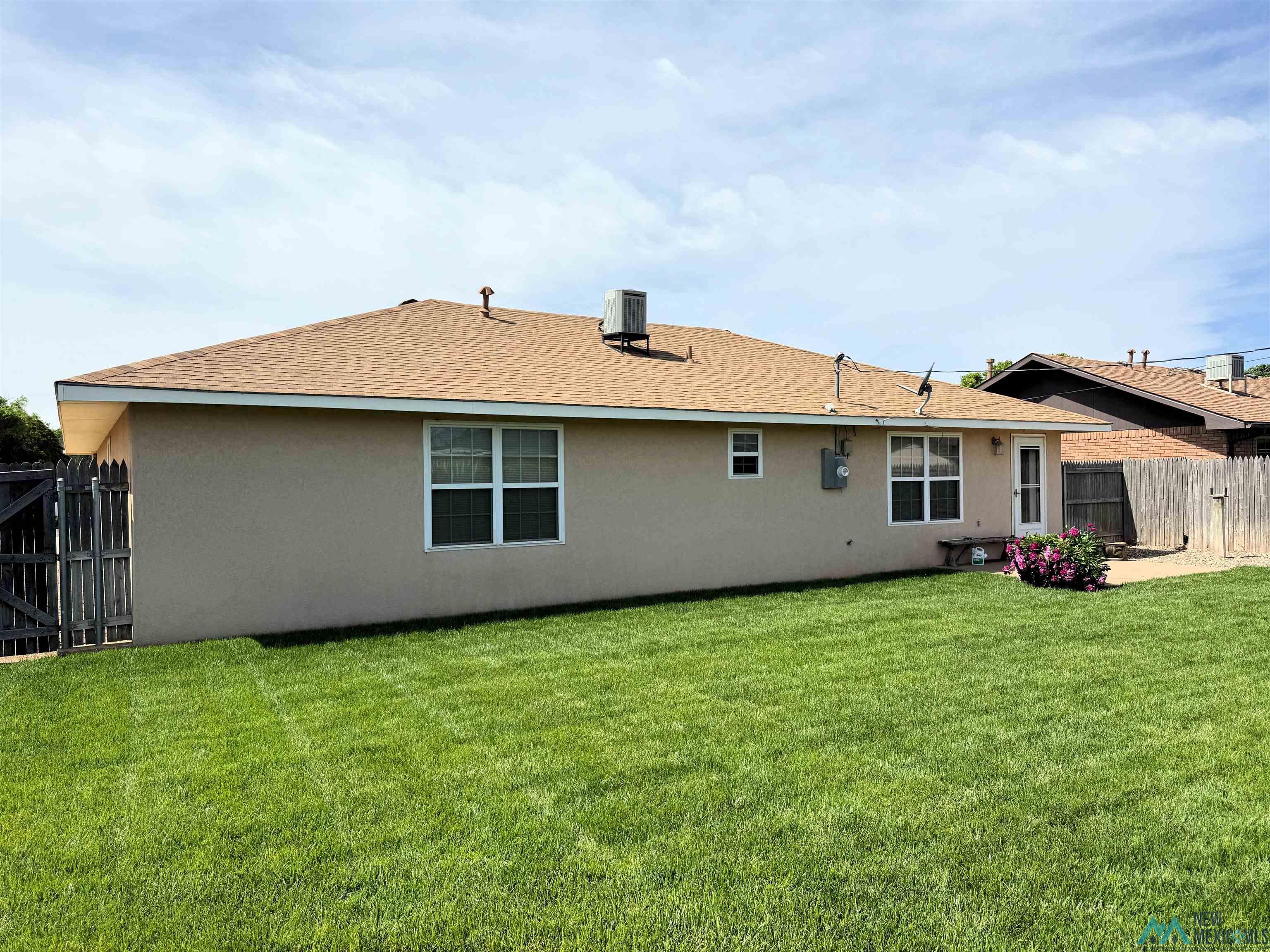 1208 S Purdue Avenue, Clovis, Texas image 2