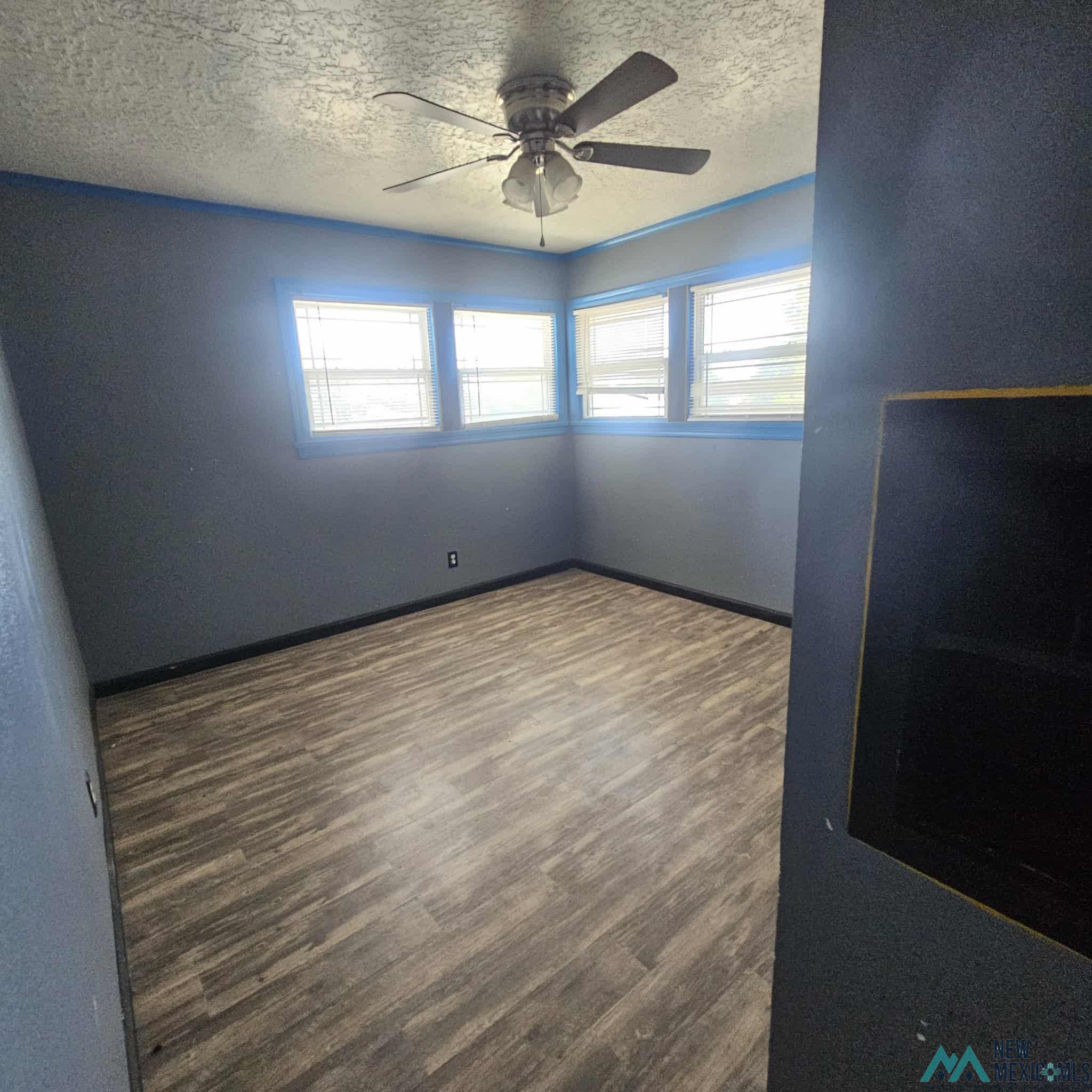 Clovis, New Mexico 88101, United States, 4 Bedrooms Bedrooms, ,2 BathroomsBathrooms,Residential,Active,216353