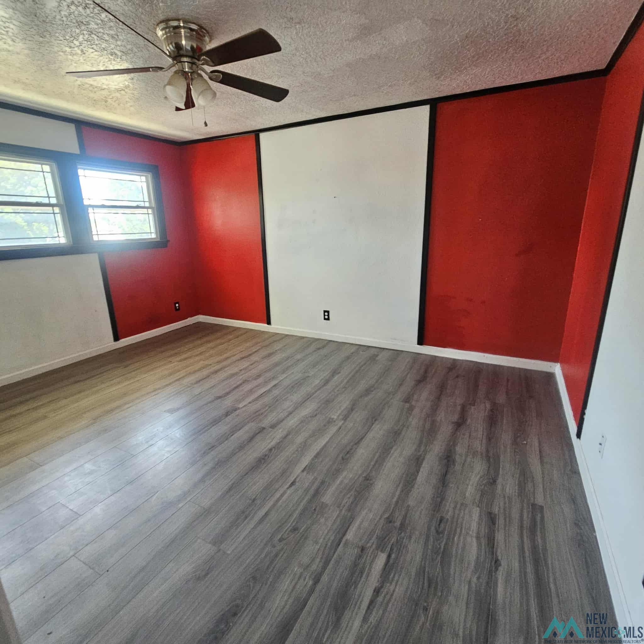 Clovis, New Mexico 88101, United States, 4 Bedrooms Bedrooms, ,2 BathroomsBathrooms,Residential,Active,216353