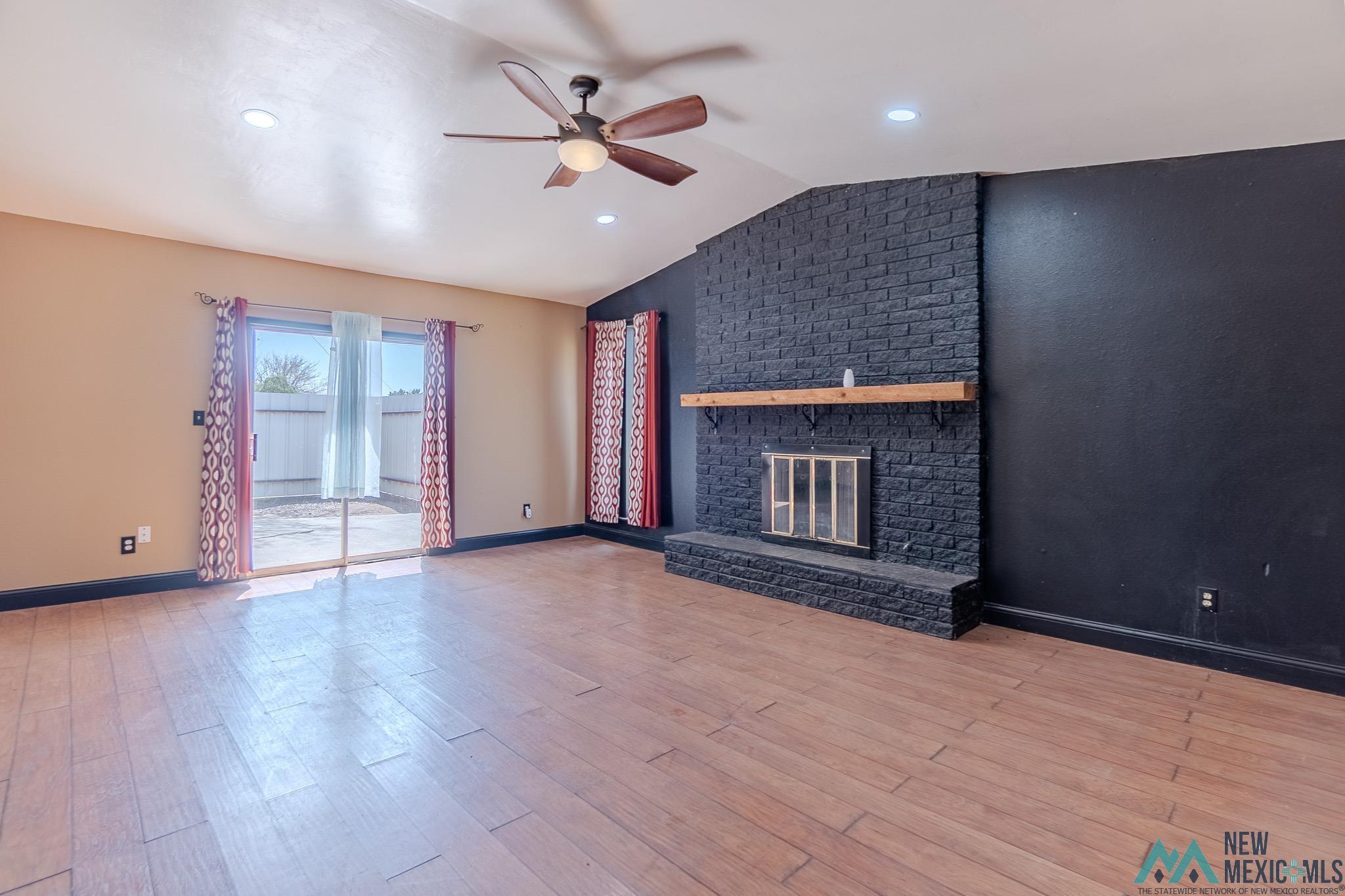 2401 Echols Avenue, Clovis, Texas image 3