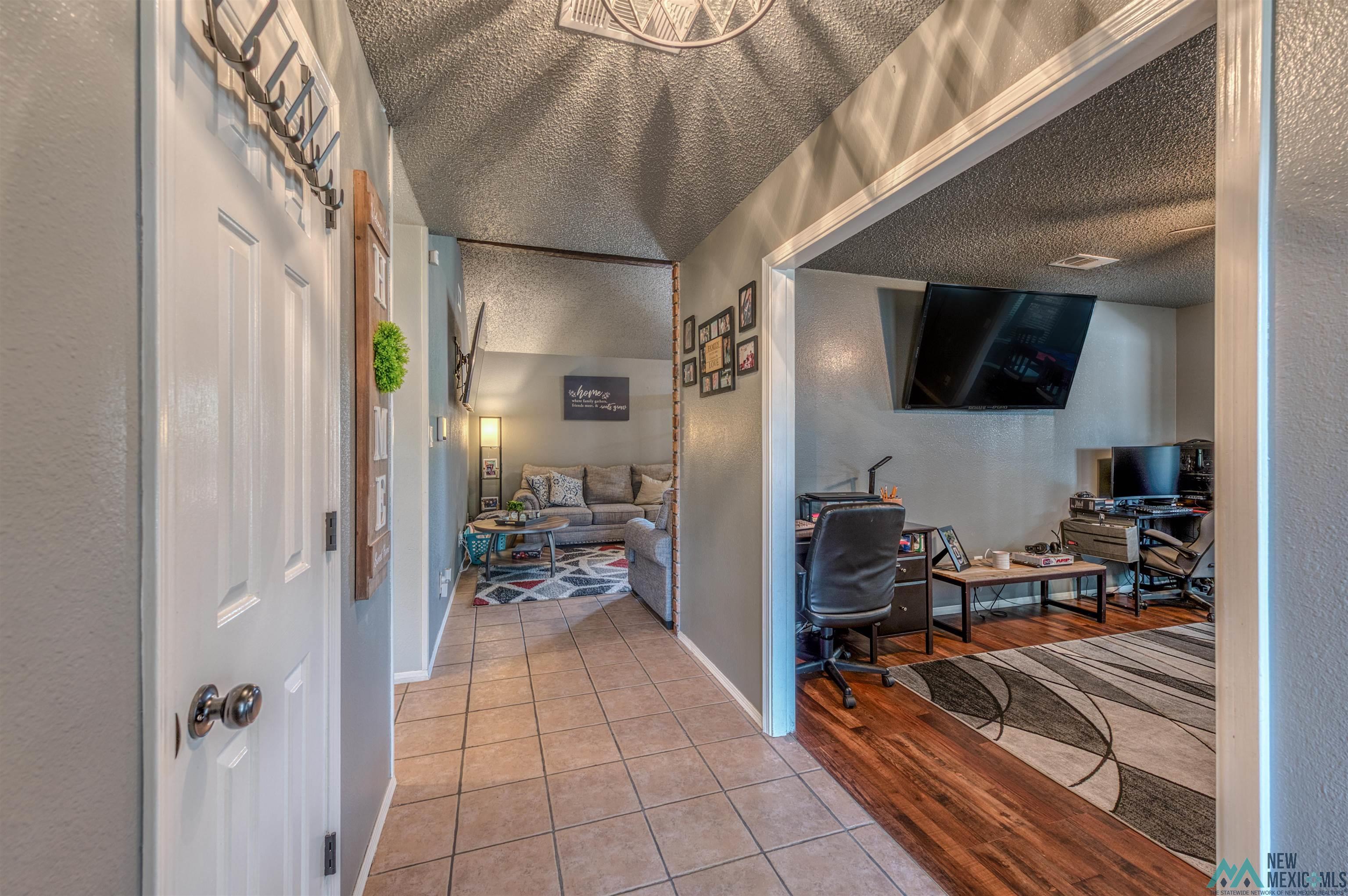 103 Three Cross Drive, Roswell, Texas image 15