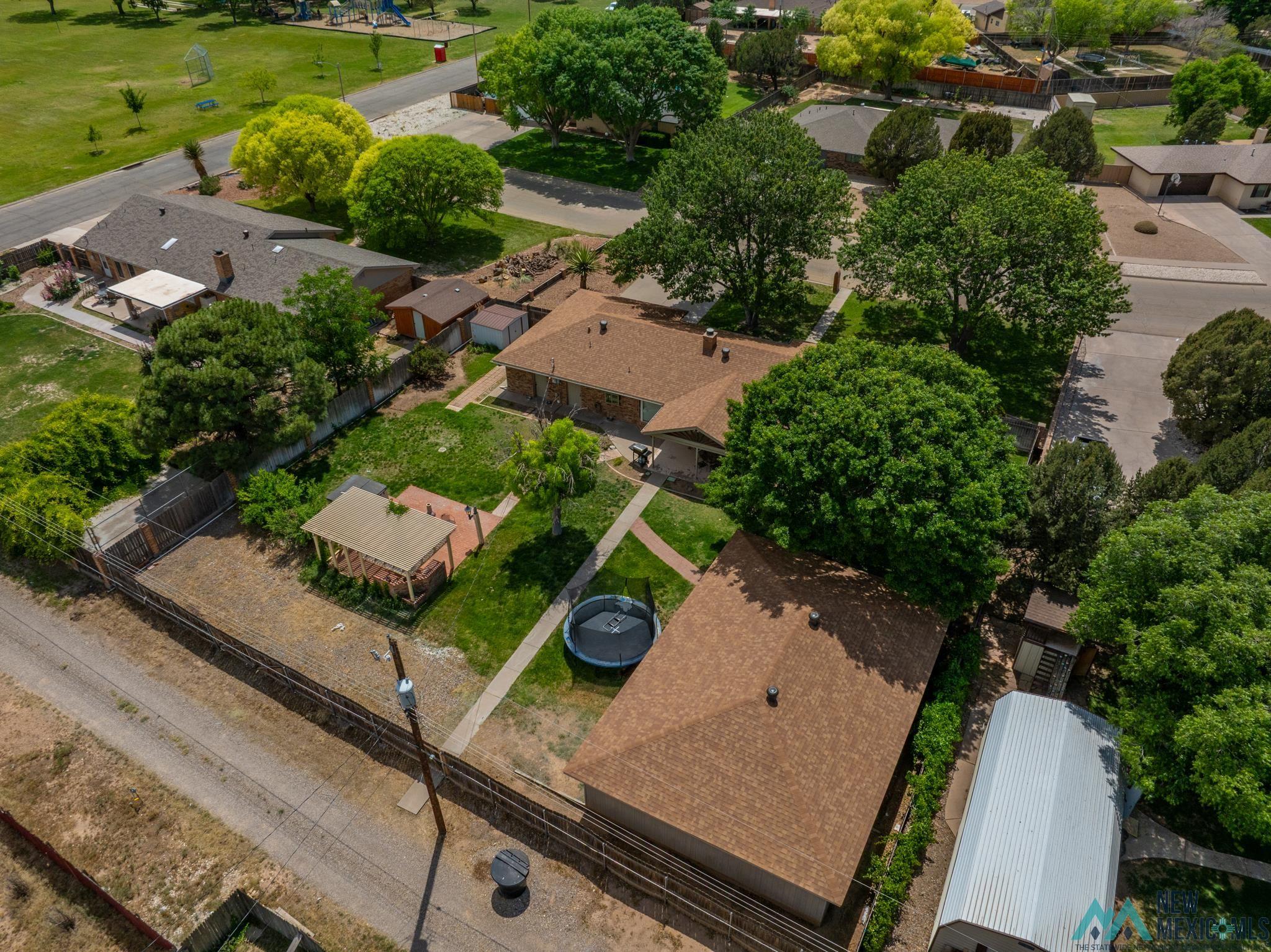 103 Three Cross Drive, Roswell, Texas image 11