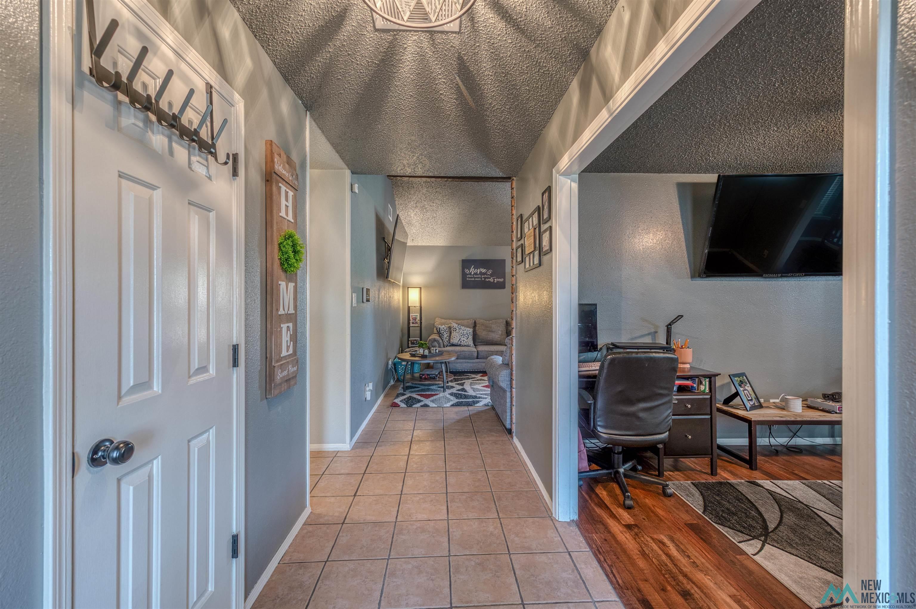 103 Three Cross Drive, Roswell, Texas image 14