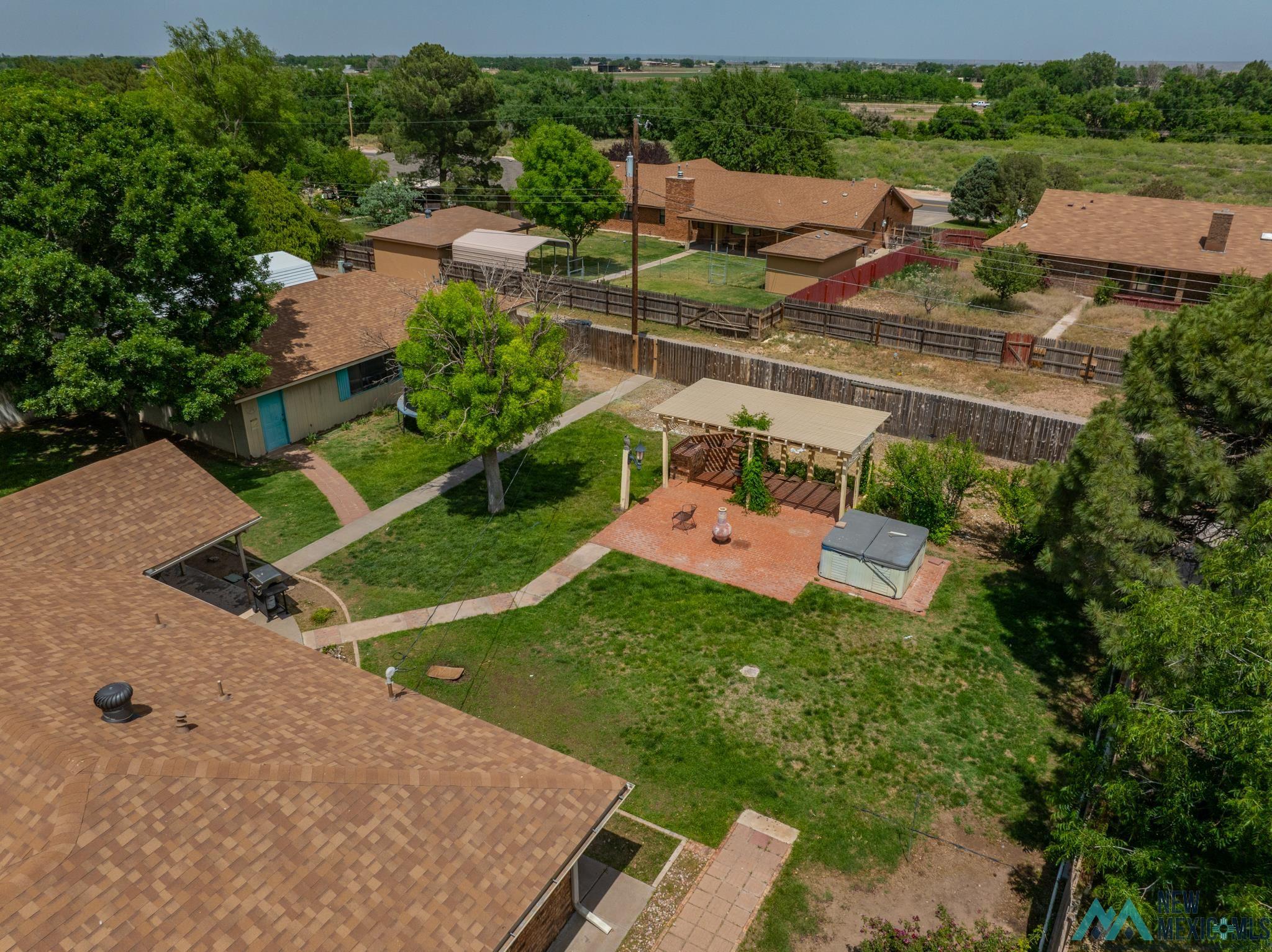 103 Three Cross Drive, Roswell, Texas image 12