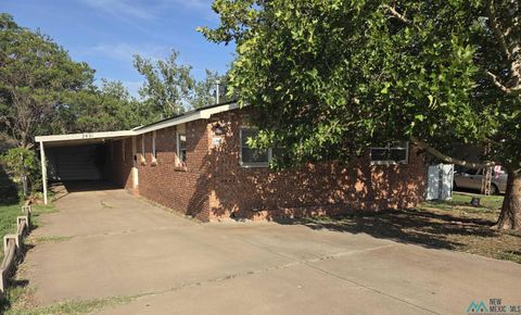 Homes For Sale - 2421 Sheldon Street<br/> Clovis, NM 88101