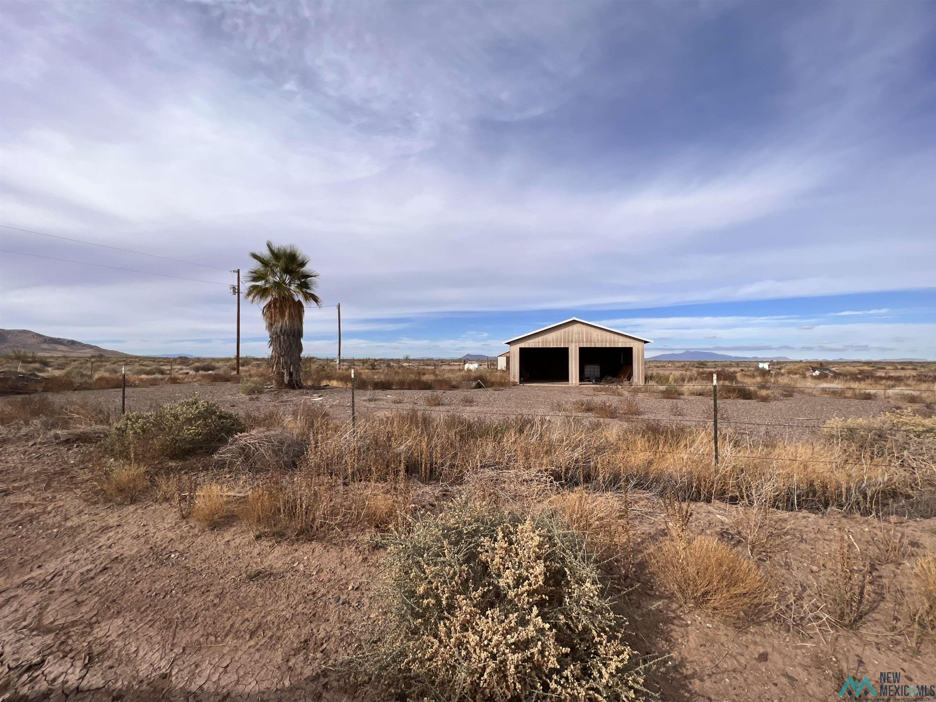 5435 SW El Camino Road, Deming, New Mexico image 2