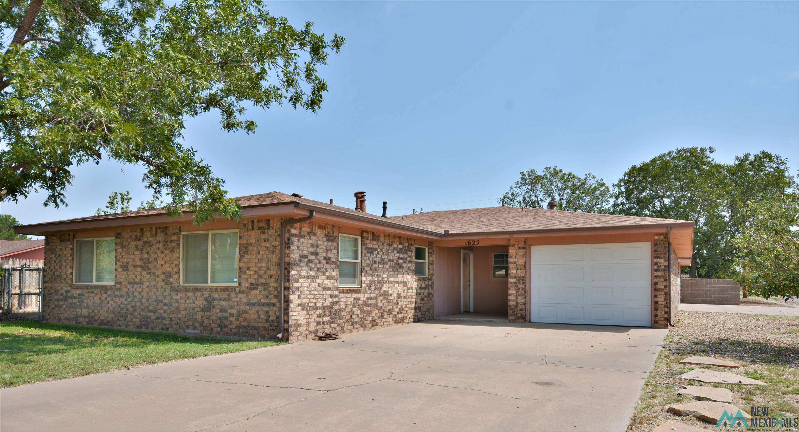 1625 S Ave. B Avenue, Portales, New Mexico image 1