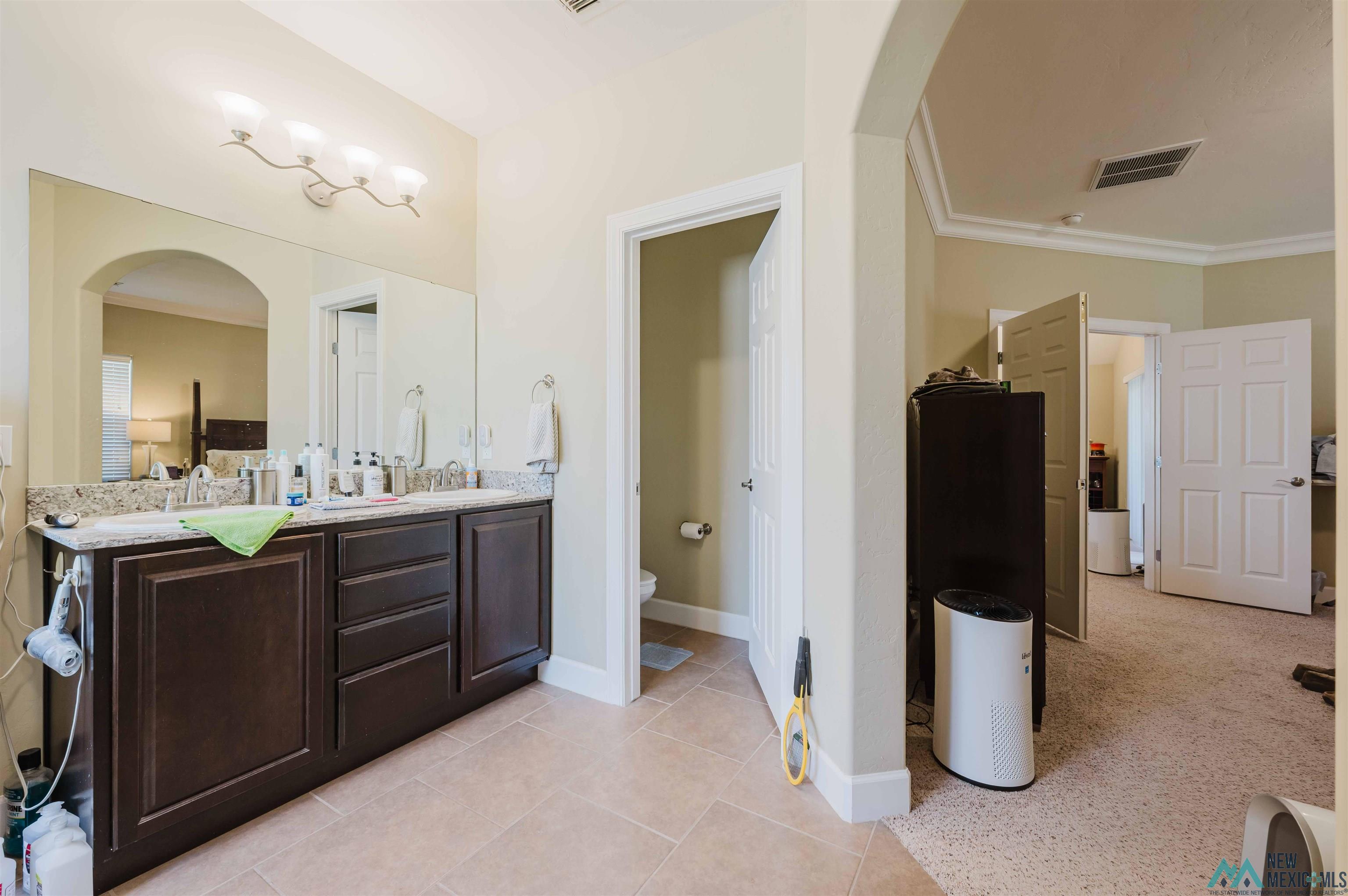 34 Holly Loop, Roswell, Texas image 20