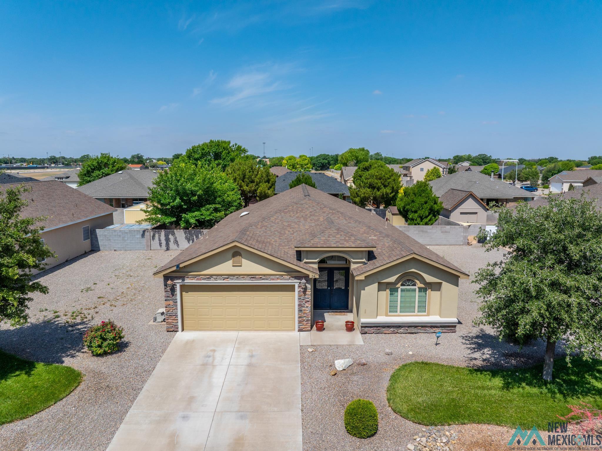 34 Holly Loop, Roswell, Texas image 4