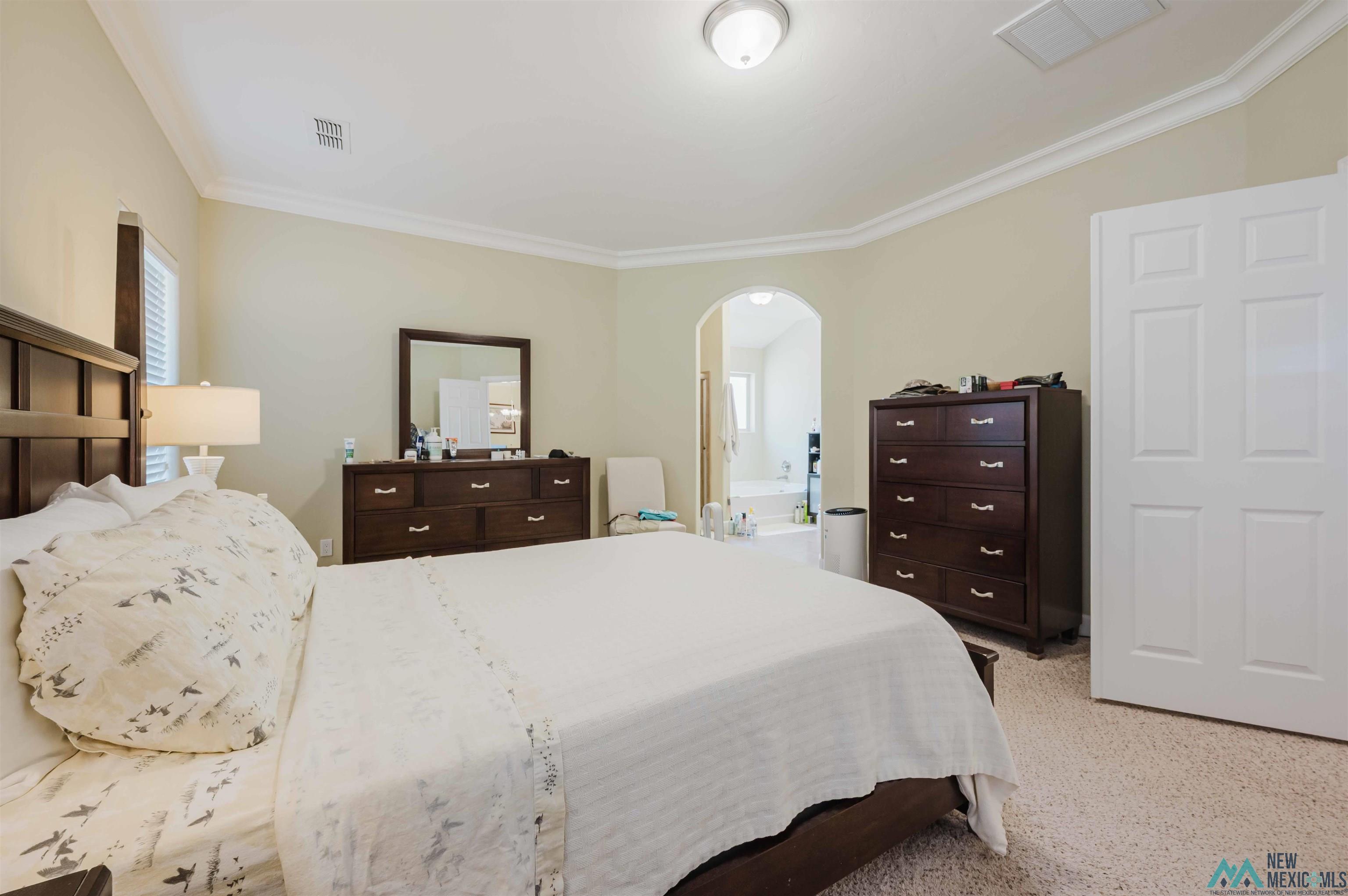 34 Holly Loop, Roswell, Texas image 15