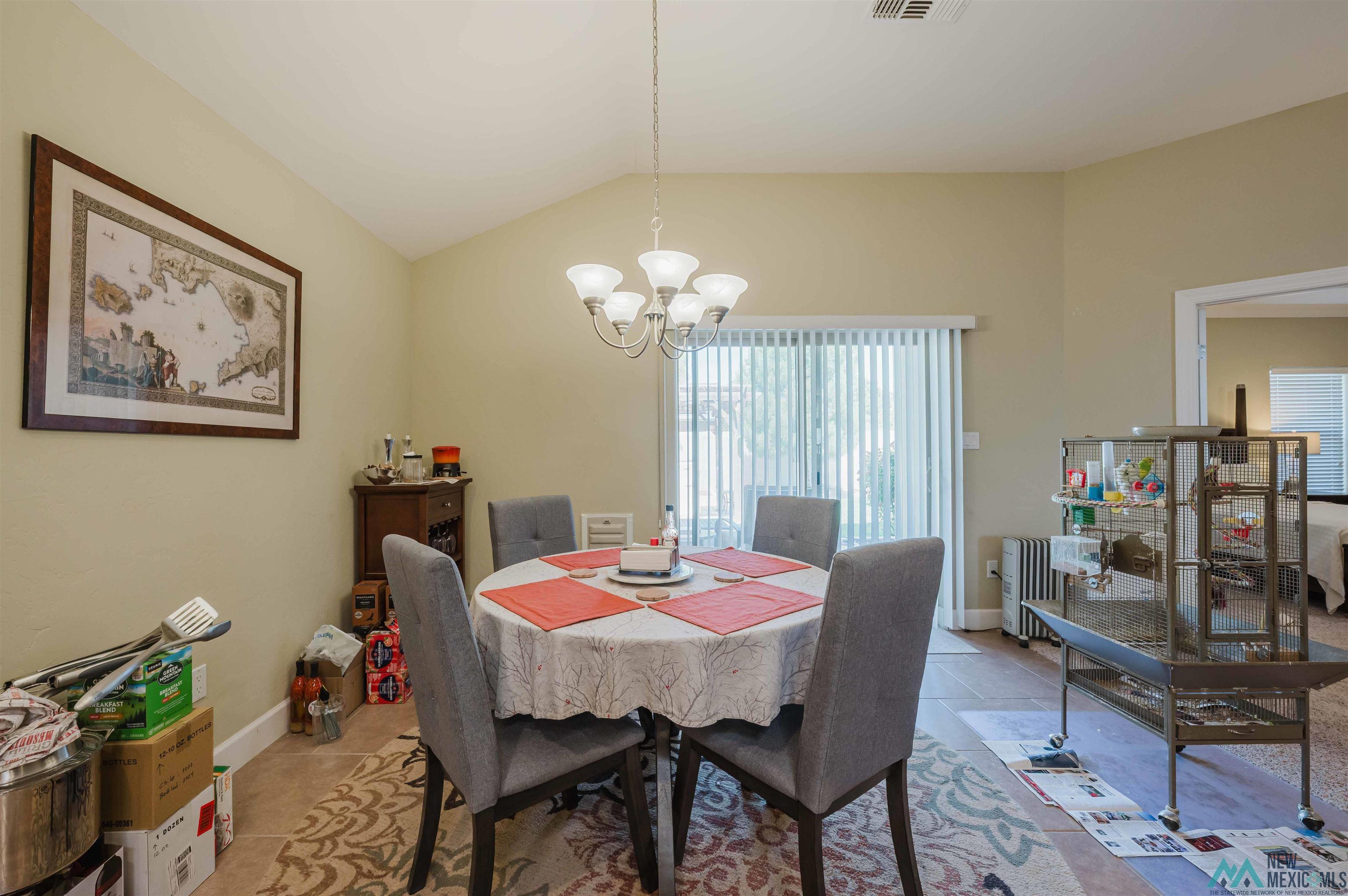 34 Holly Loop, Roswell, Texas image 12