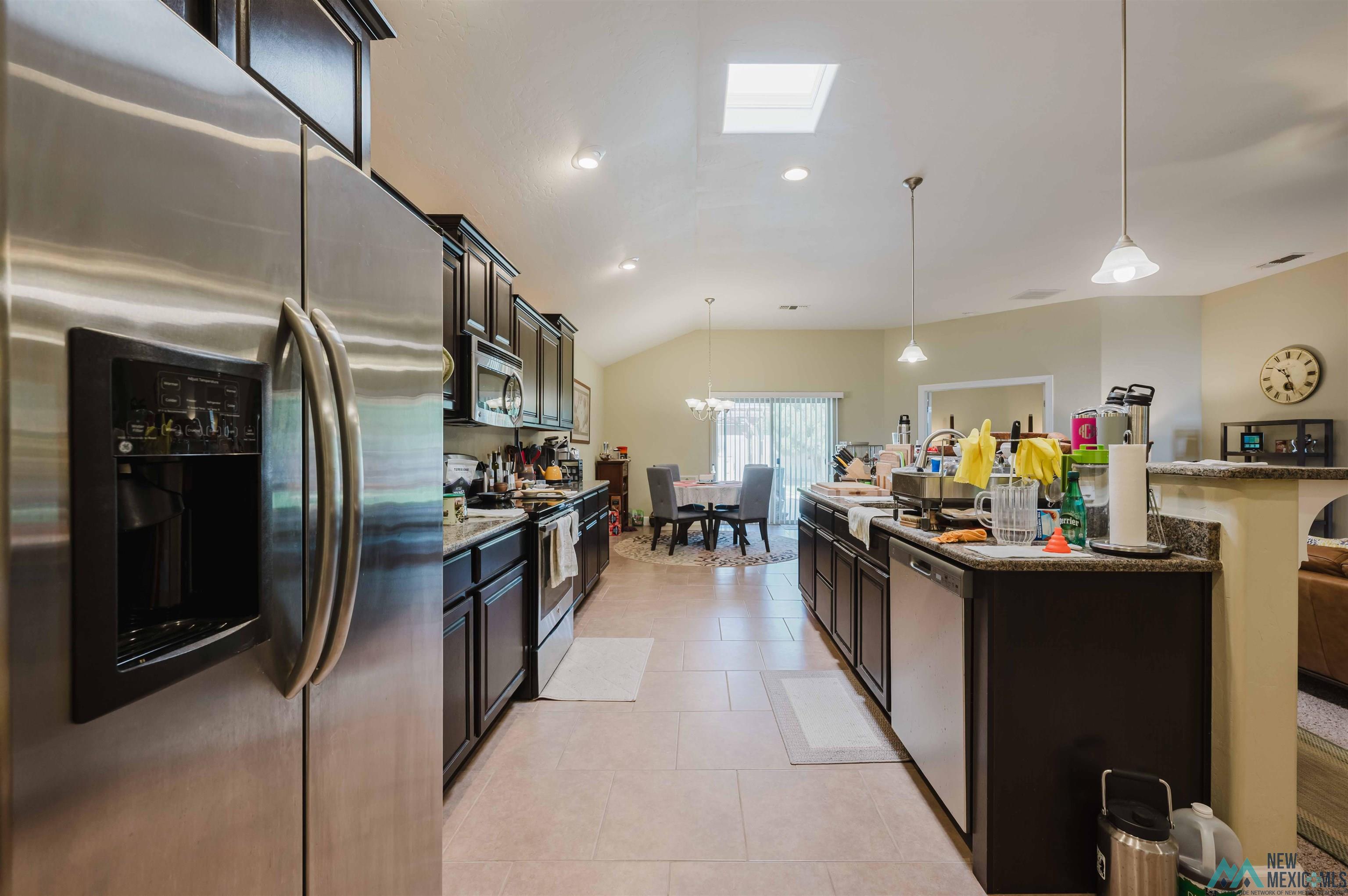 34 Holly Loop, Roswell, Texas image 11