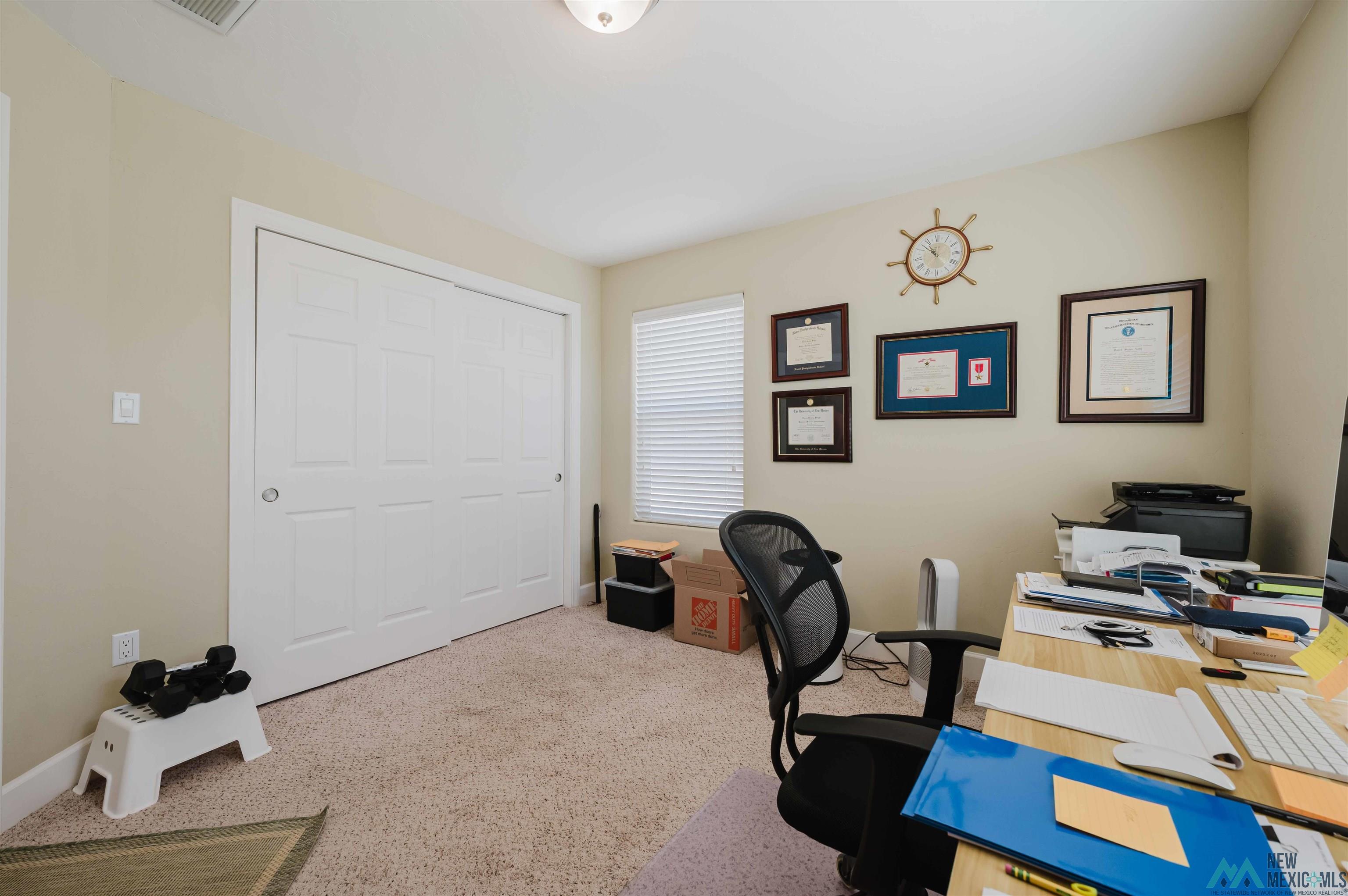 34 Holly Loop, Roswell, Texas image 25