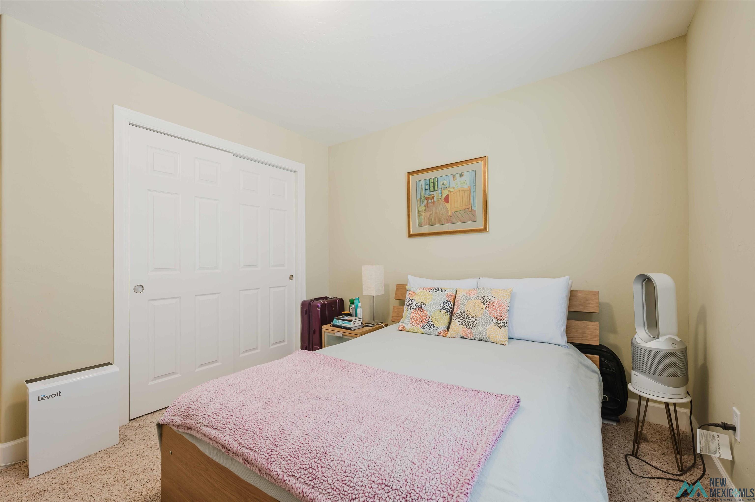 34 Holly Loop, Roswell, Texas image 22