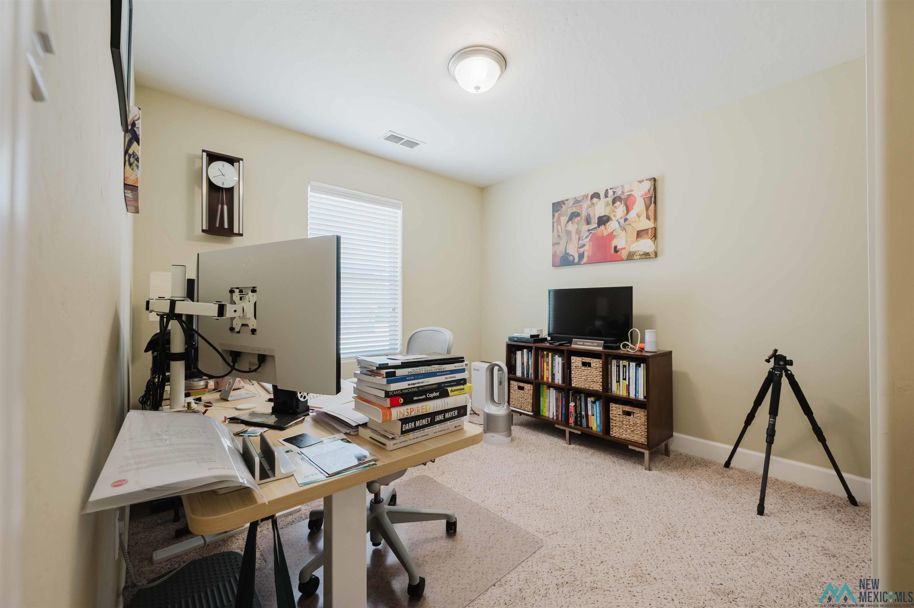 34 Holly Loop, Roswell, Texas image 33