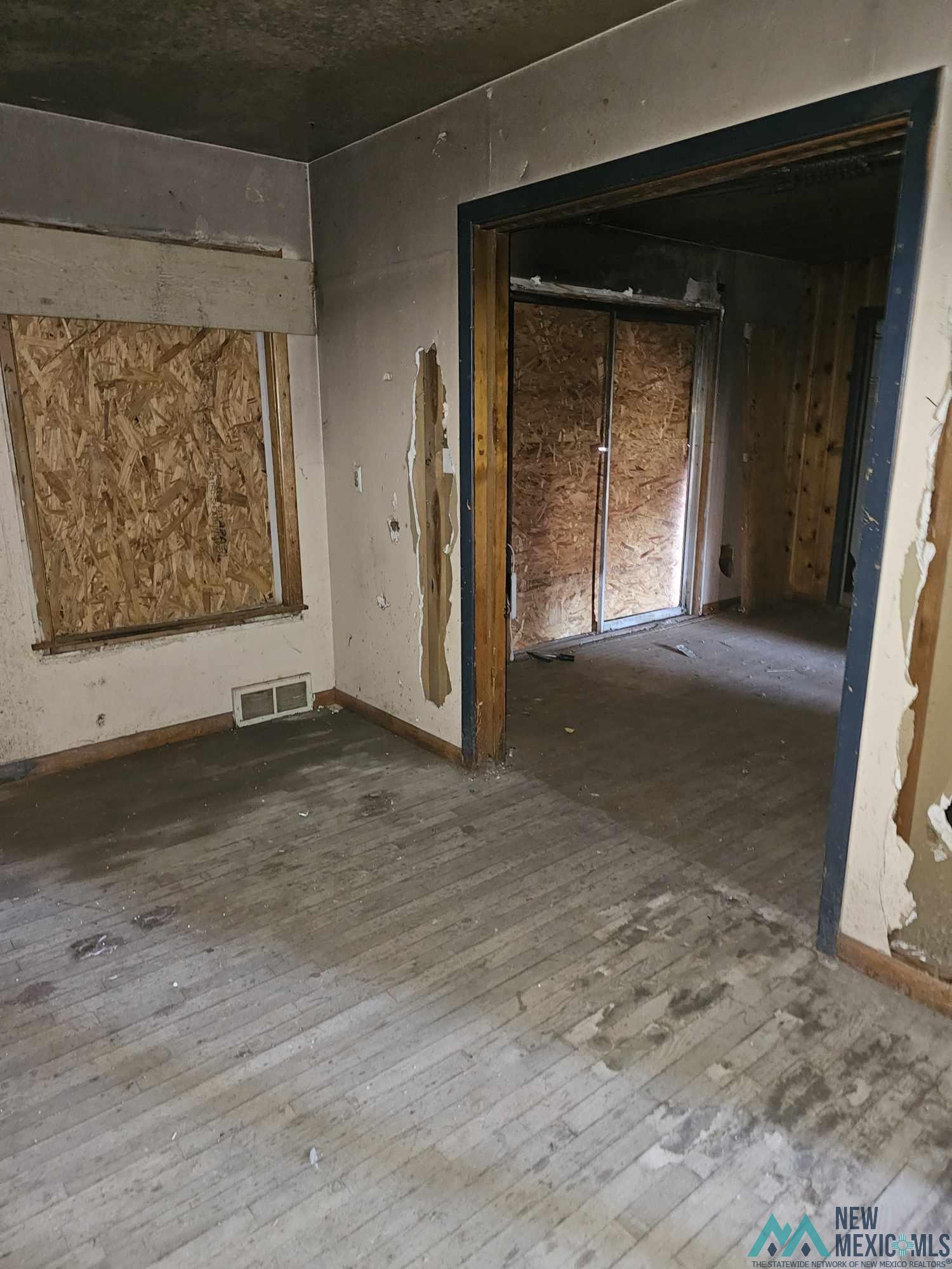 Clovis, New Mexico 88101, United States, 3 Bedrooms Bedrooms, ,1 BathroomBathrooms,Residential,Pending,59494