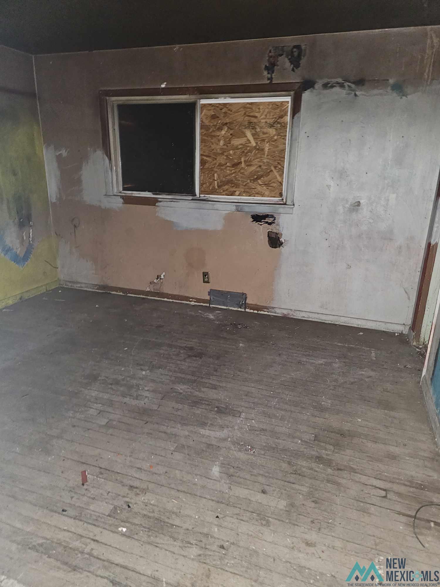 Clovis, New Mexico 88101, United States, 3 Bedrooms Bedrooms, ,1 BathroomBathrooms,Residential,Pending,59494