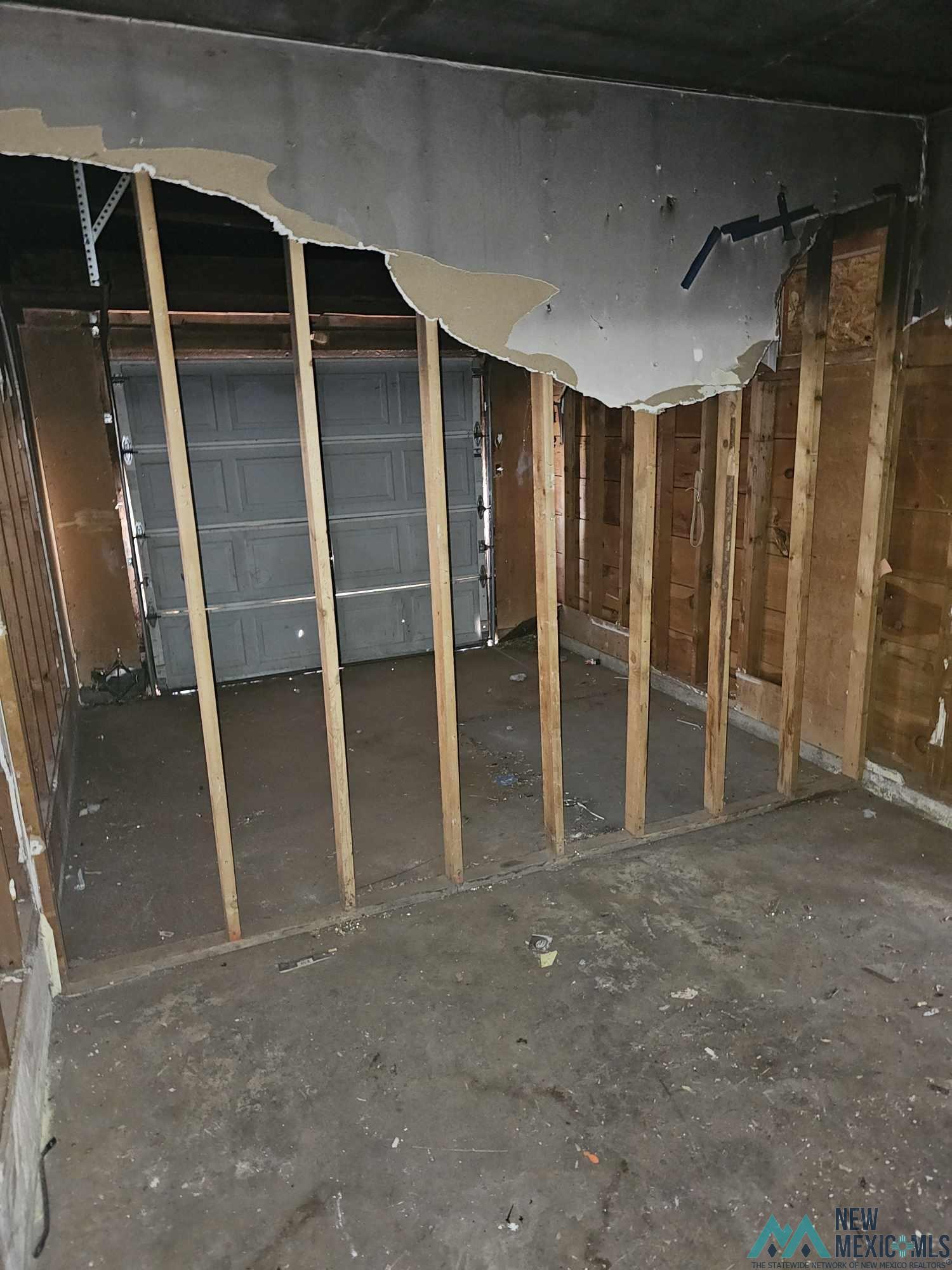 Clovis, New Mexico 88101, United States, 3 Bedrooms Bedrooms, ,1 BathroomBathrooms,Residential,Pending,59494