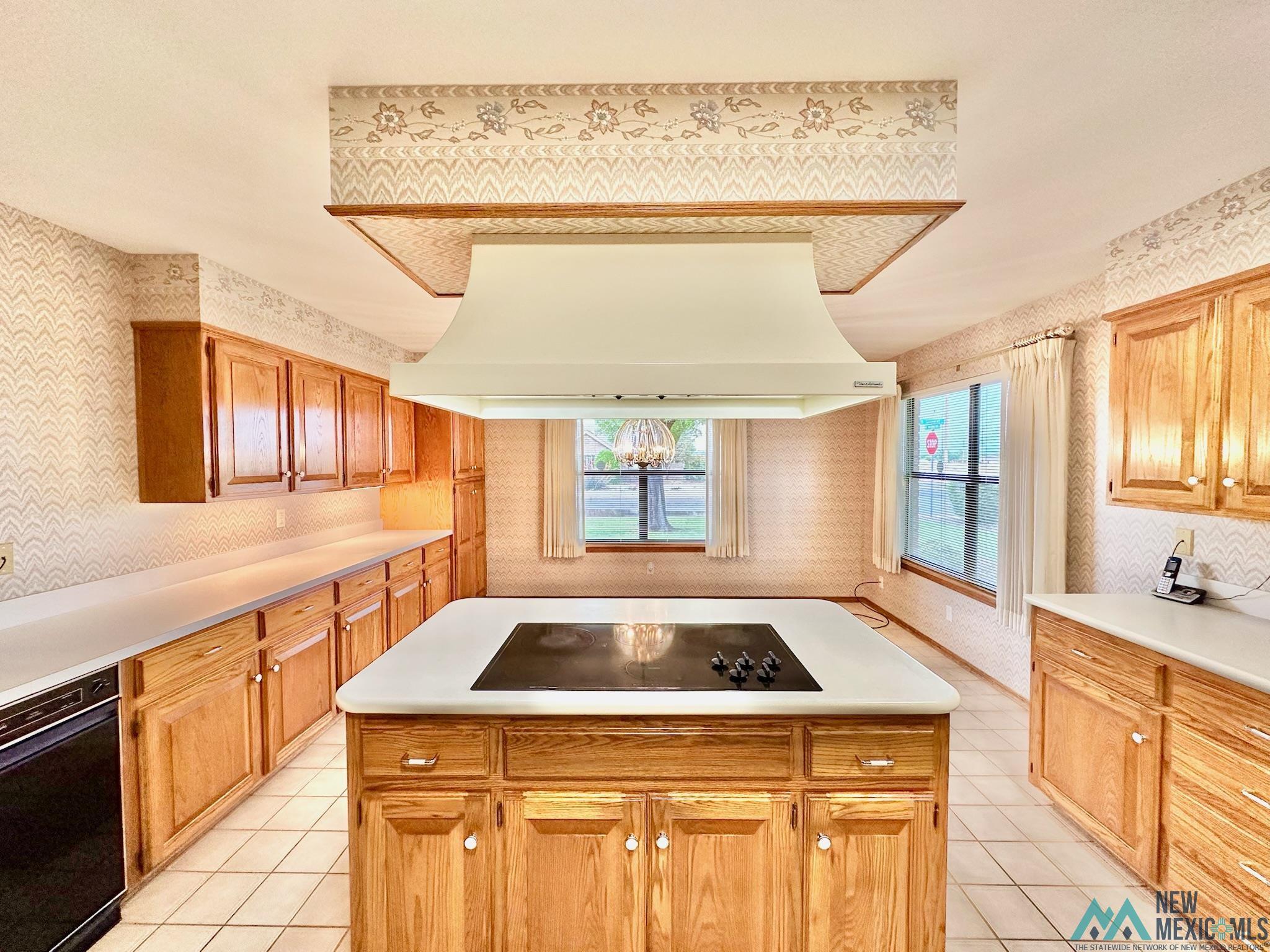12 Stephens Circle, Roswell, Texas image 37