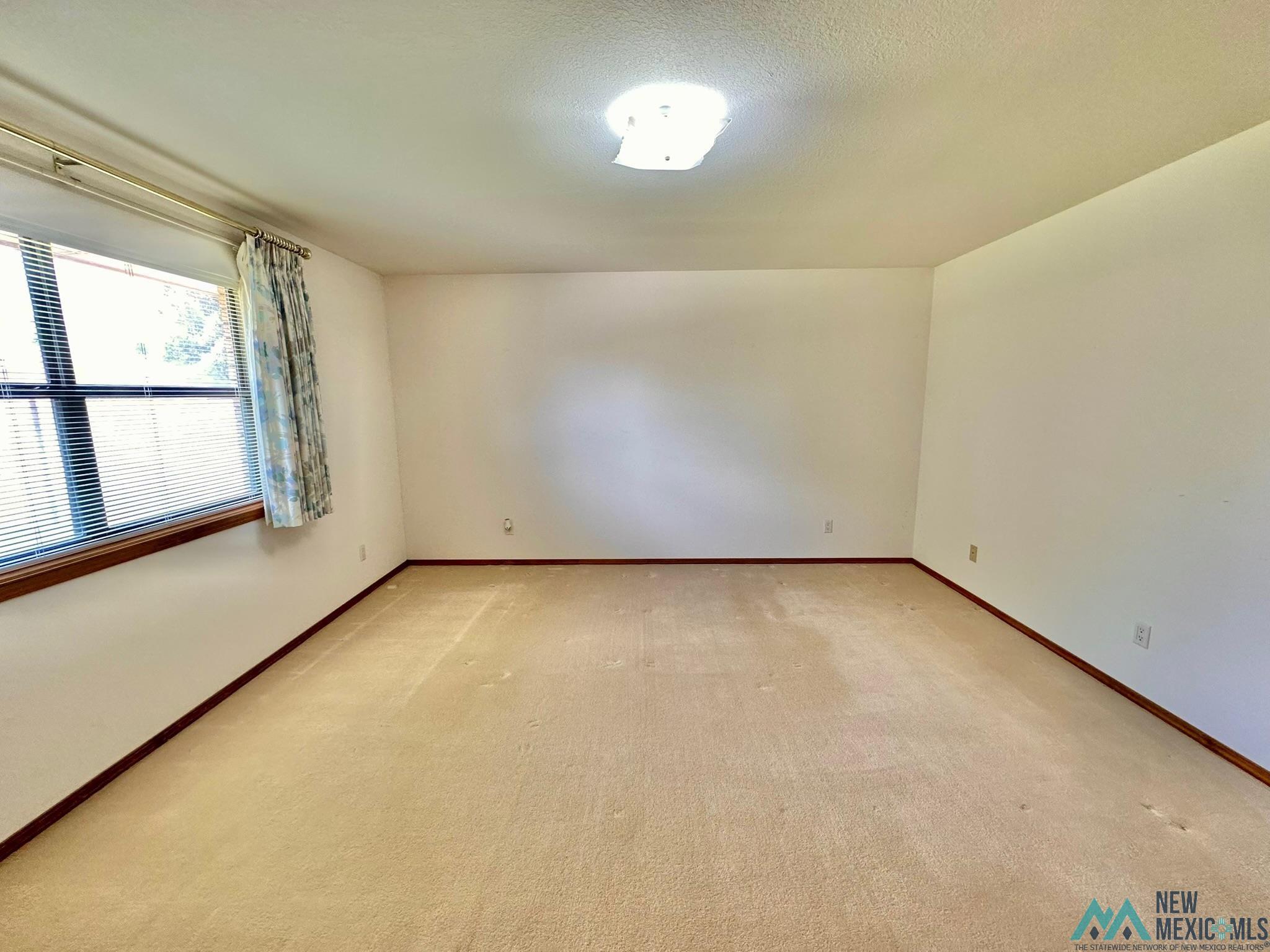 12 Stephens Circle, Roswell, Texas image 12
