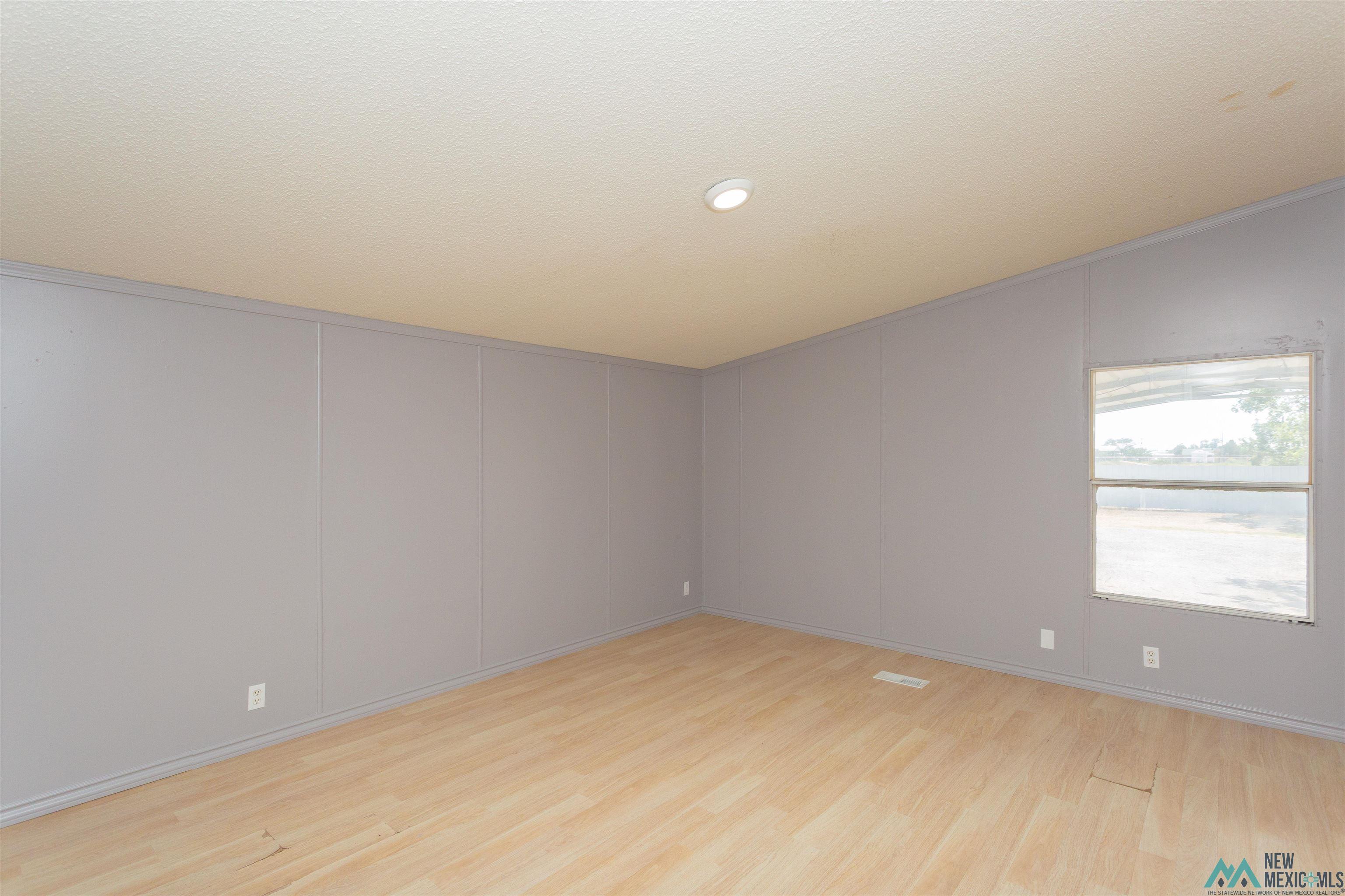 Artesia, New Mexico 88210, United States, 4 Bedrooms Bedrooms, ,3 BathroomsBathrooms,Residential,Active,210144