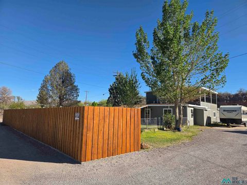 Homes For Sale - 122 Las Palomas Road<br/> Williamsburg, NM 87942
