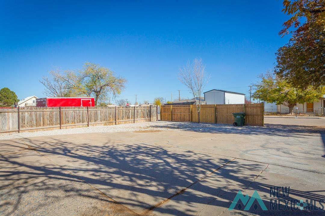 1107 S Roselawn Avenue, Artesia, Texas image 36