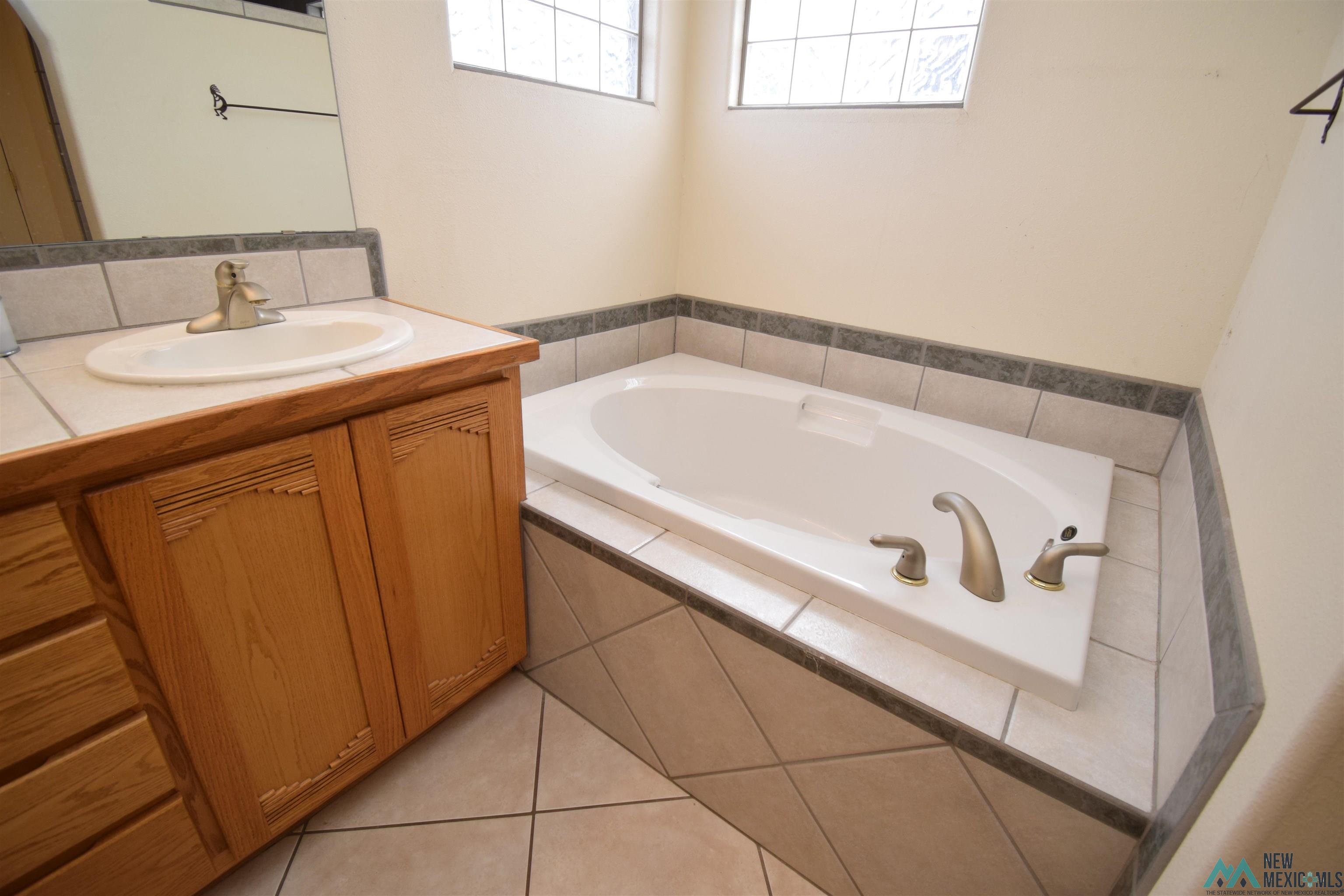 104 Golf Course Rd Se Rd, Deming, Texas image 32