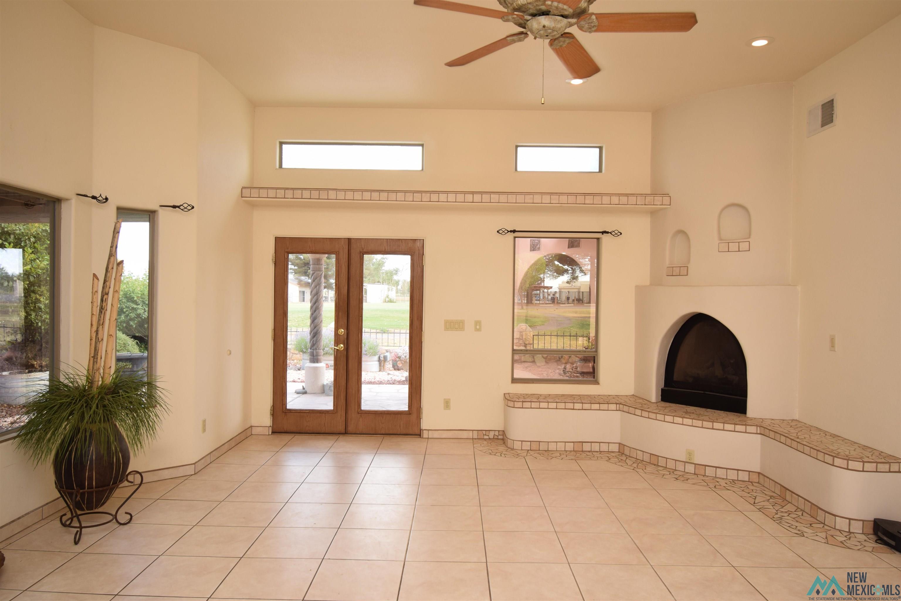 104 Golf Course Rd Se Rd, Deming, Texas image 8