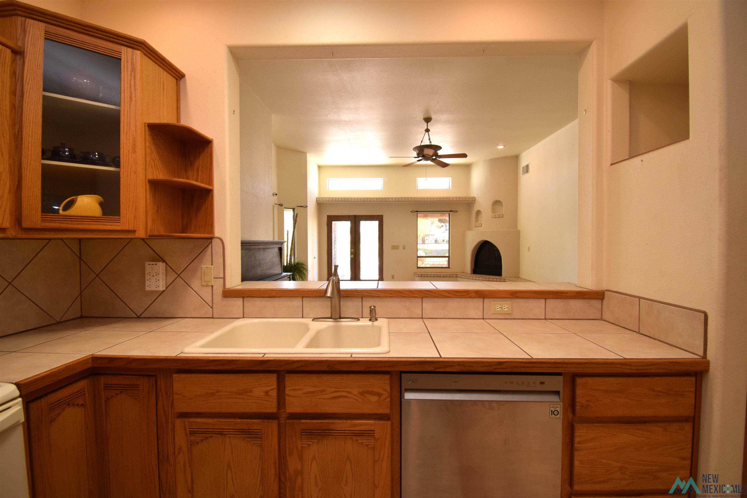 104 Golf Course Rd Se Rd, Deming, Texas image 13
