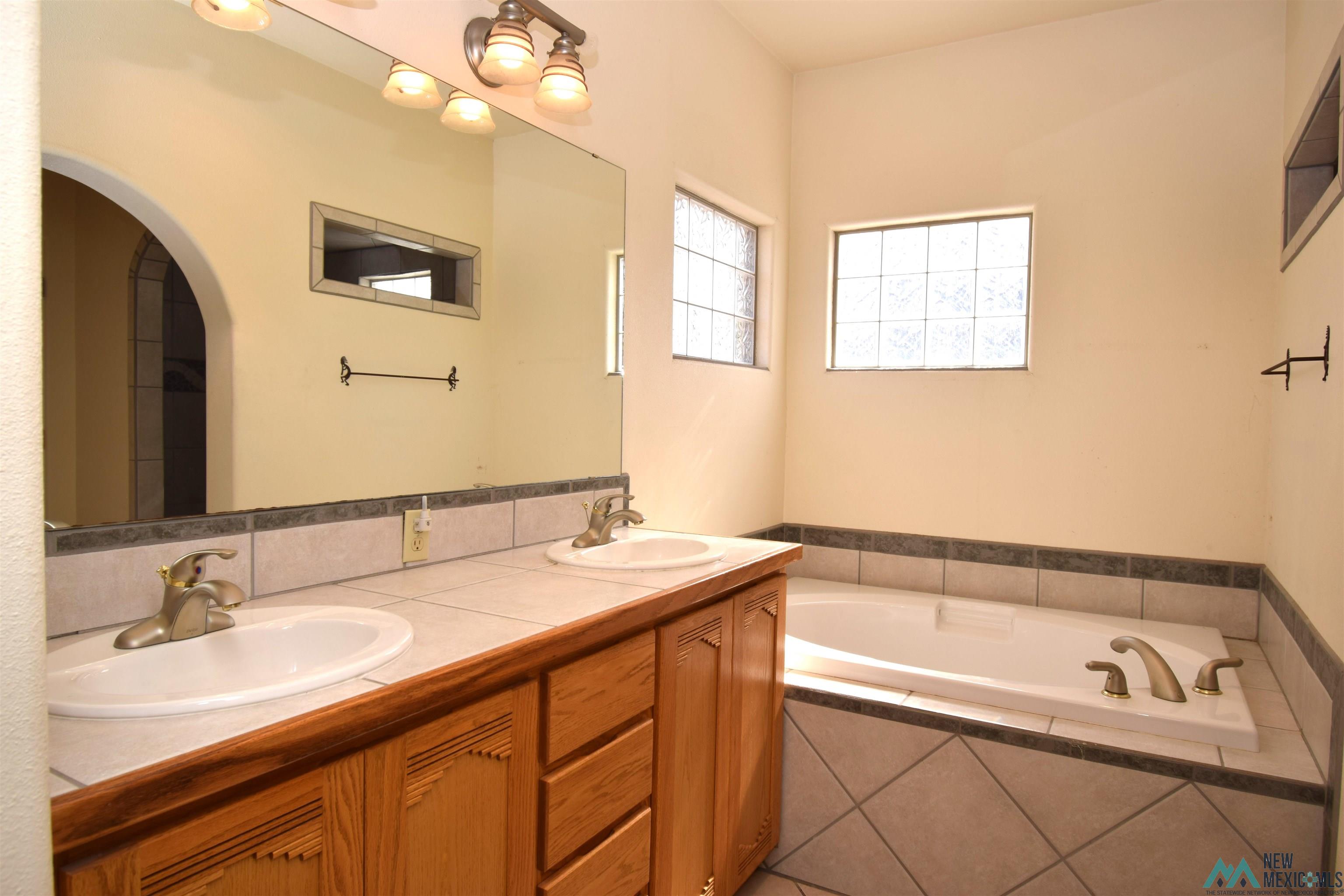 104 Golf Course Rd Se Rd, Deming, Texas image 31